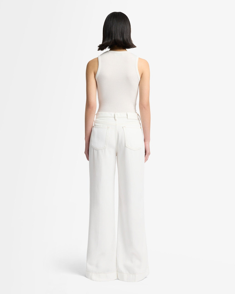 Tailorless Denim Lustre Modern Dojo in Blanc 5