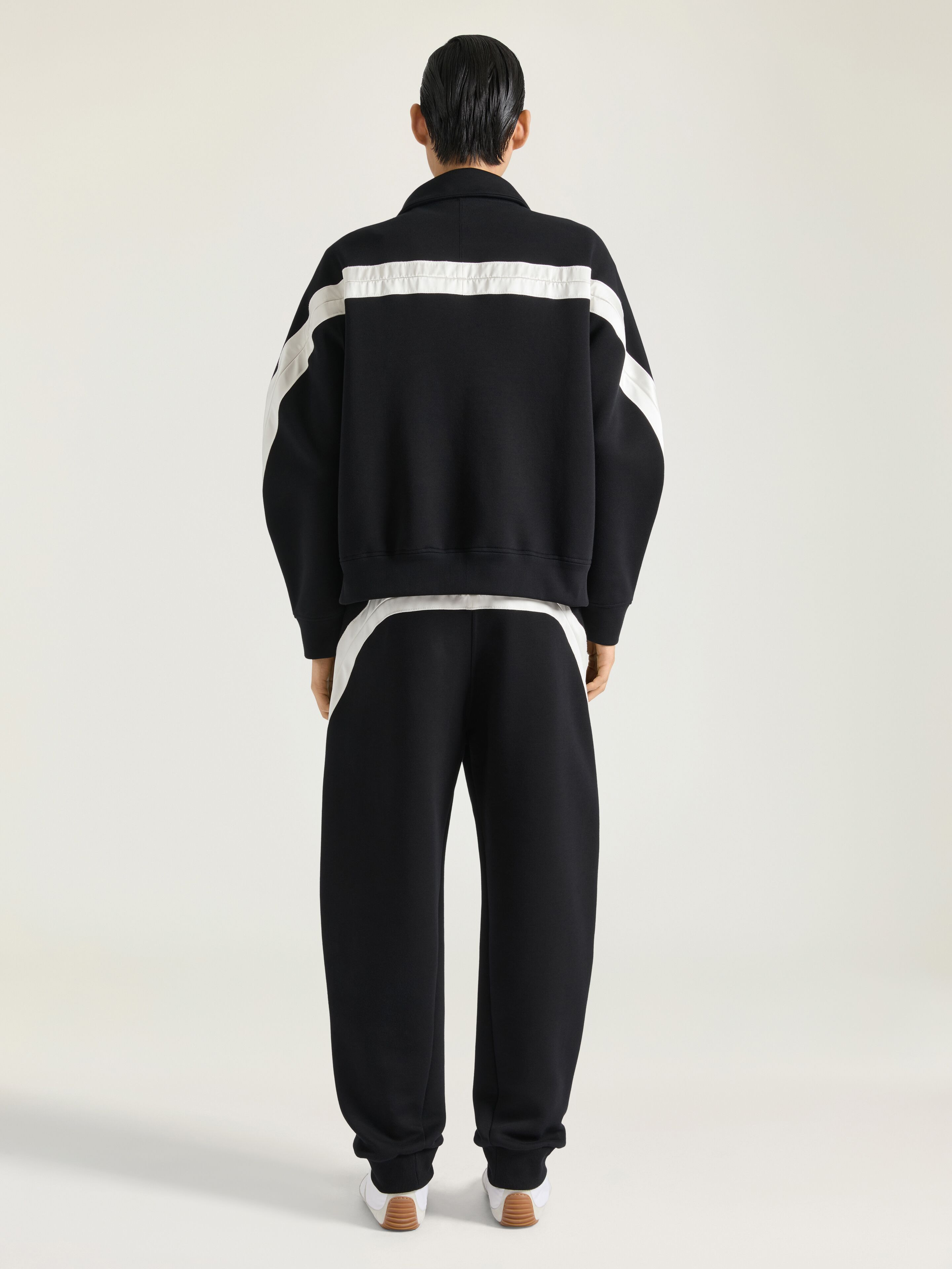 ZIPPED SWEATSHIRT IN SCUBA WITH SATIN COUTURE DETAIL - 3