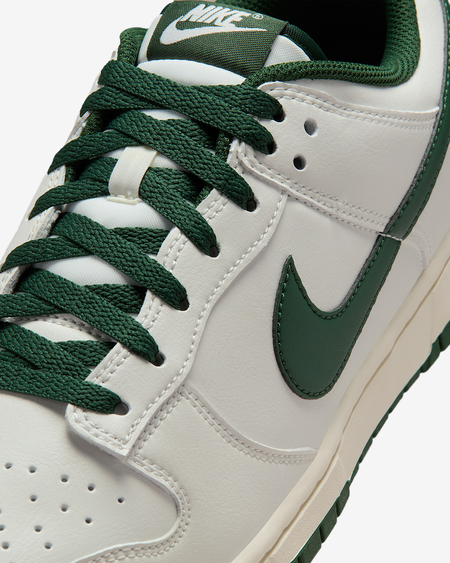 Nike Dunk Low Retro Men's Shoes - 7