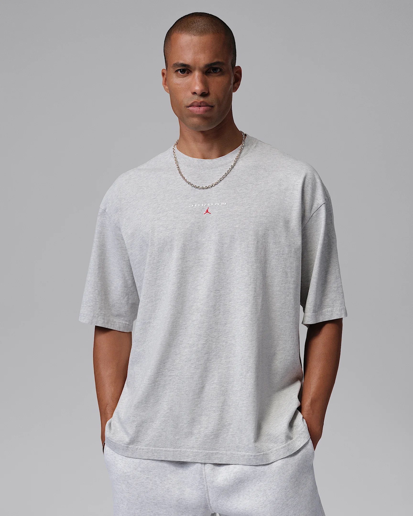 Jordan Flight Essentials Men's Oversized Patch T-Shirt - 1
