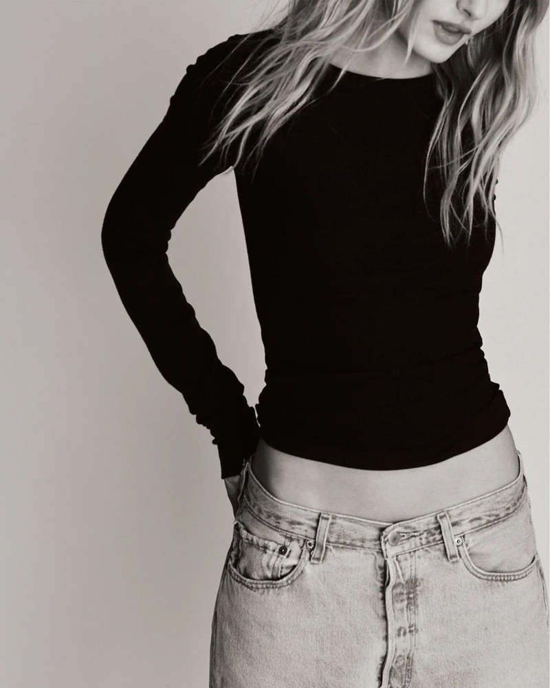 ÉTERNE LONG SLEEVE FITTED TOP Black outlook