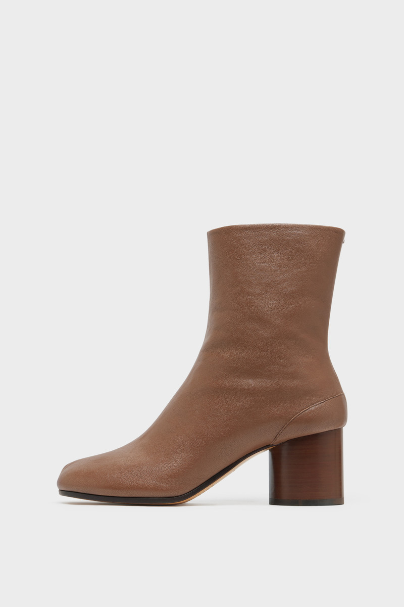 Maison Margiela Tabi ankle boots outlook