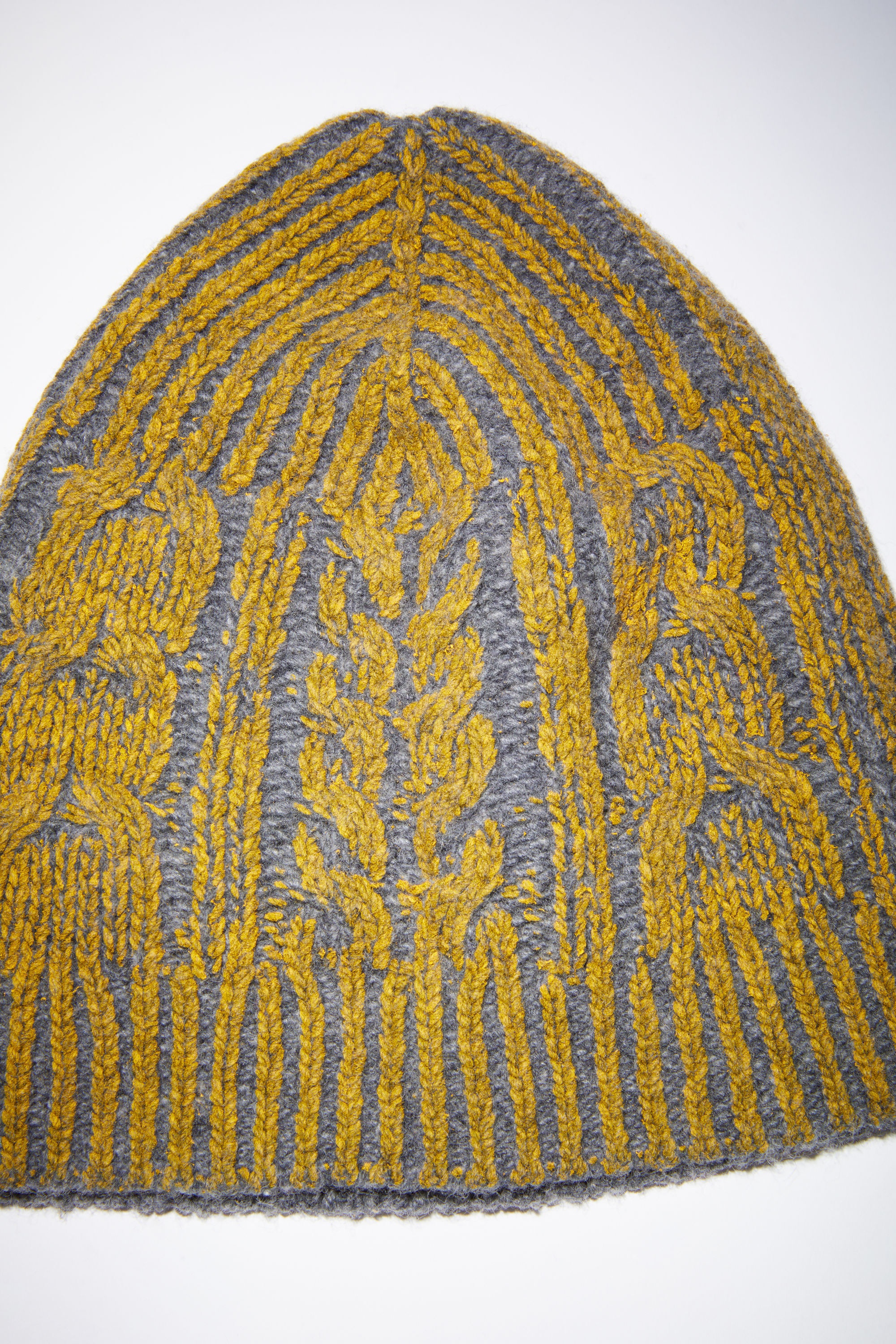 Ink print cable knit beanie - Oil yellow - 4