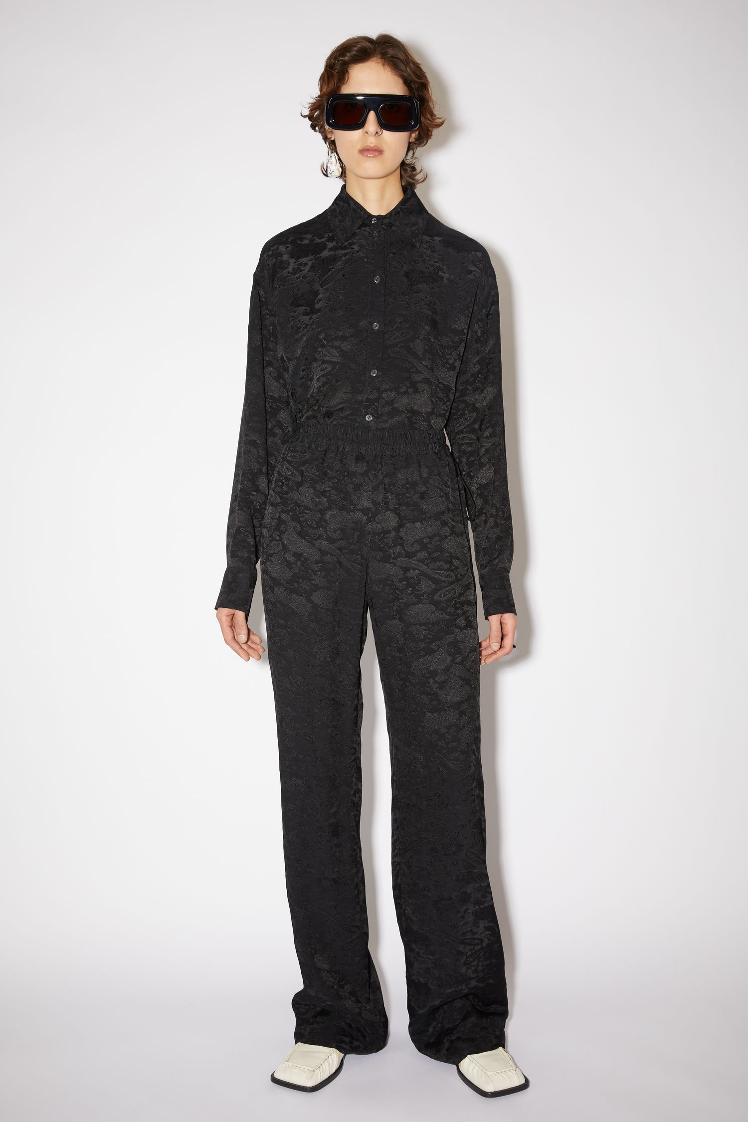 Fluid satin trousers - Black - 2