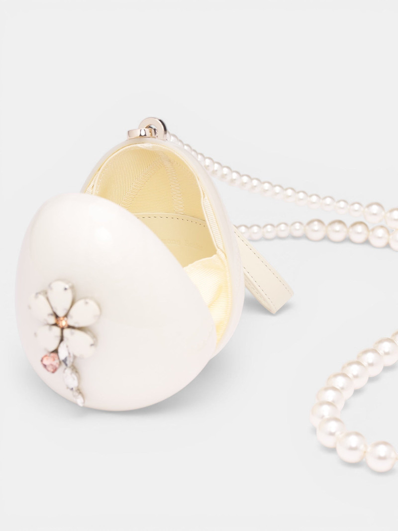 White Mini Egg Pearl Bag 3