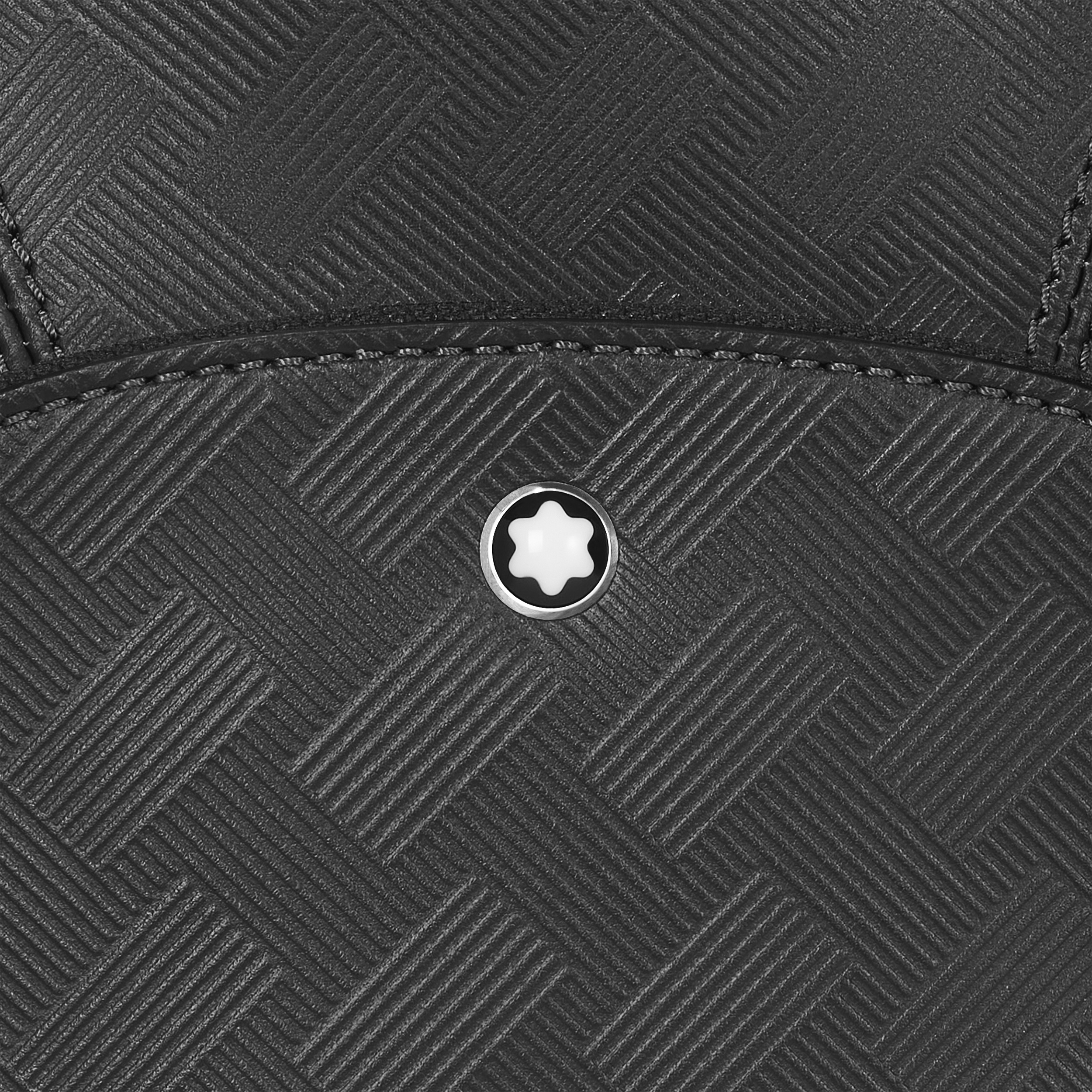 Montblanc Extreme 3.0 sling bag - 8