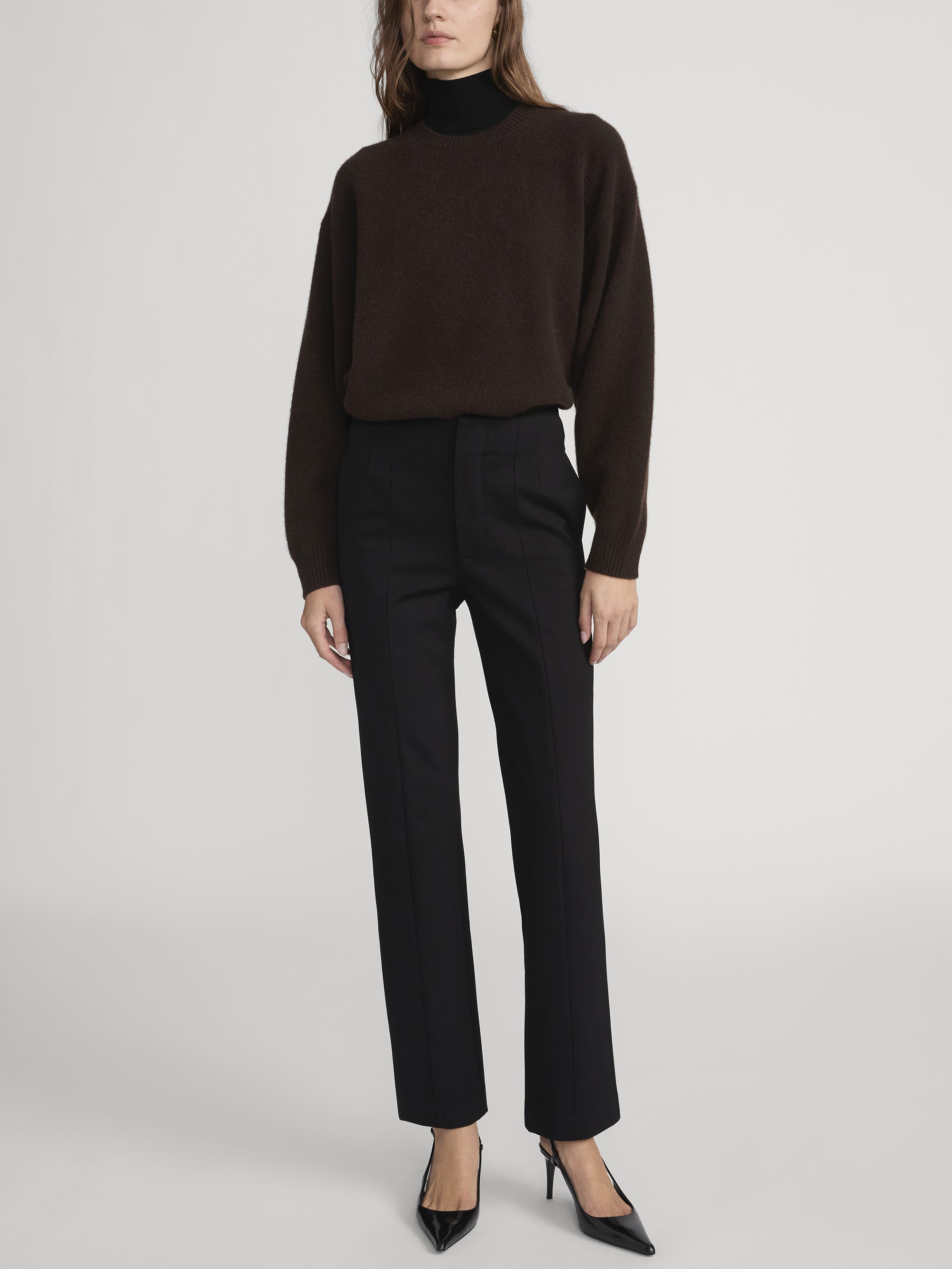 The Sleek Trouser in Black - 2