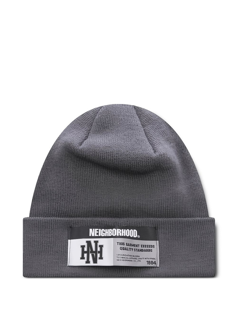 label detail beanie 1