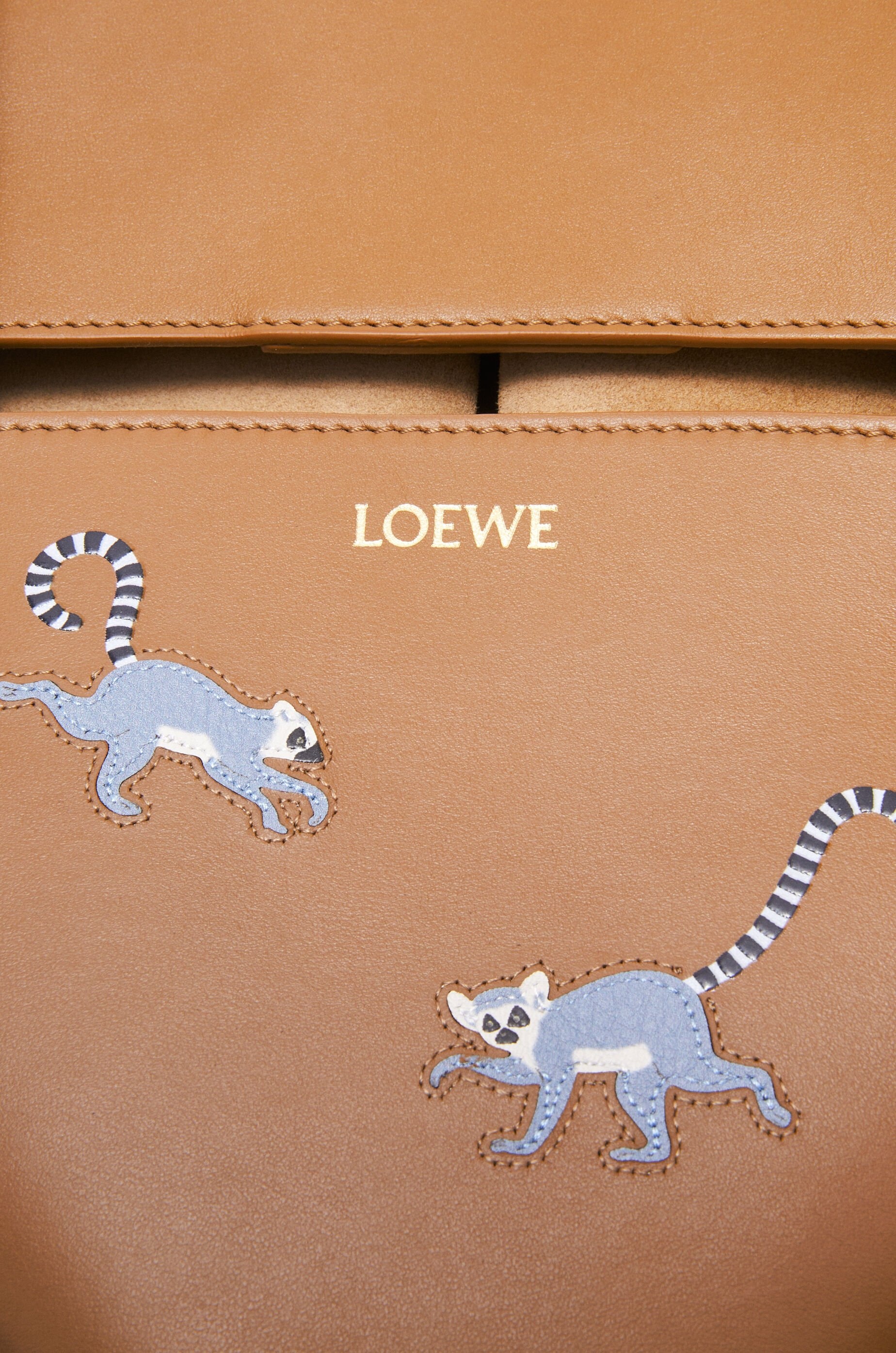 Lemur Puzzle Fold tote in shiny calfskin - 10