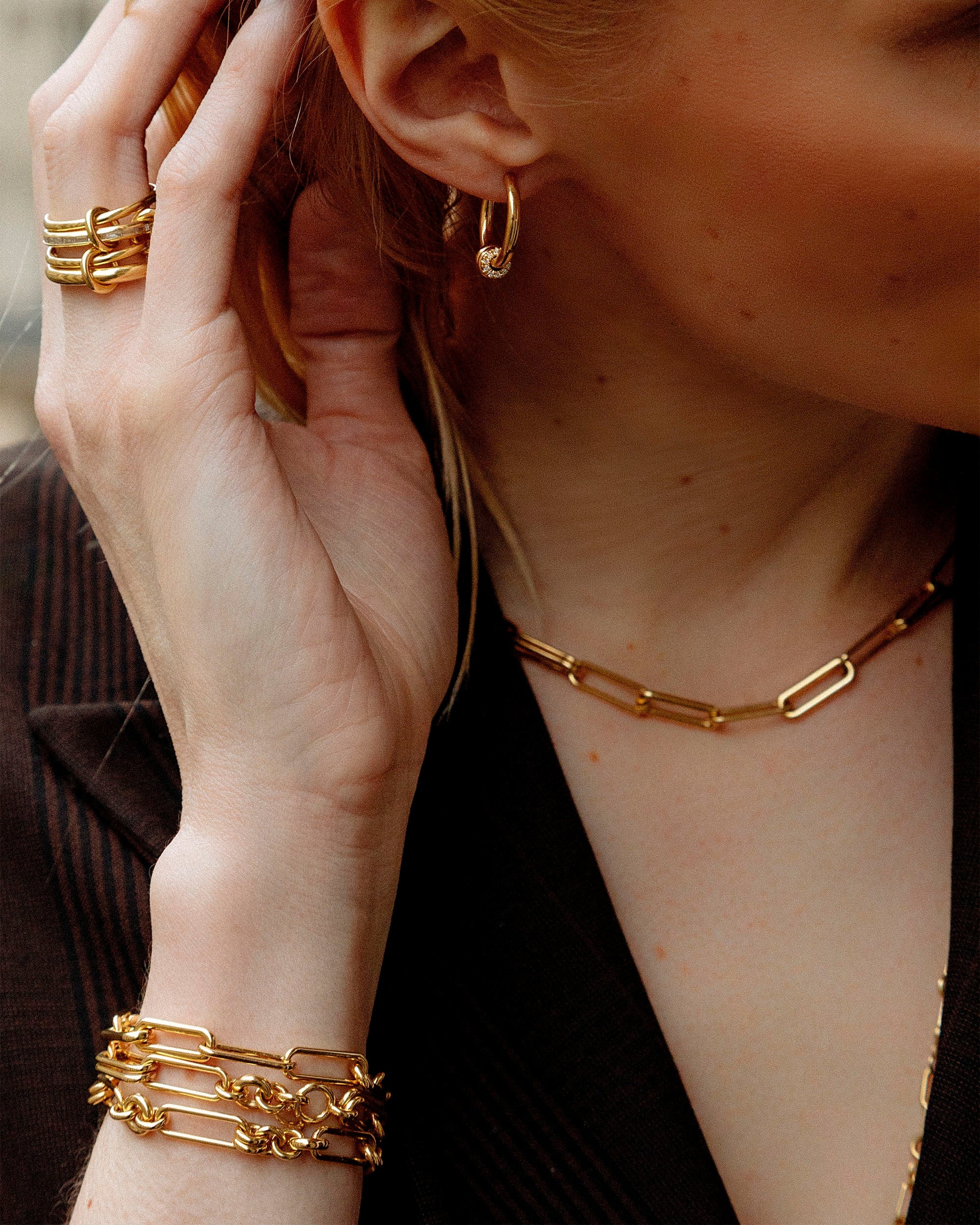 Ara 18K Gold Diamond Hoop Earrings - 2