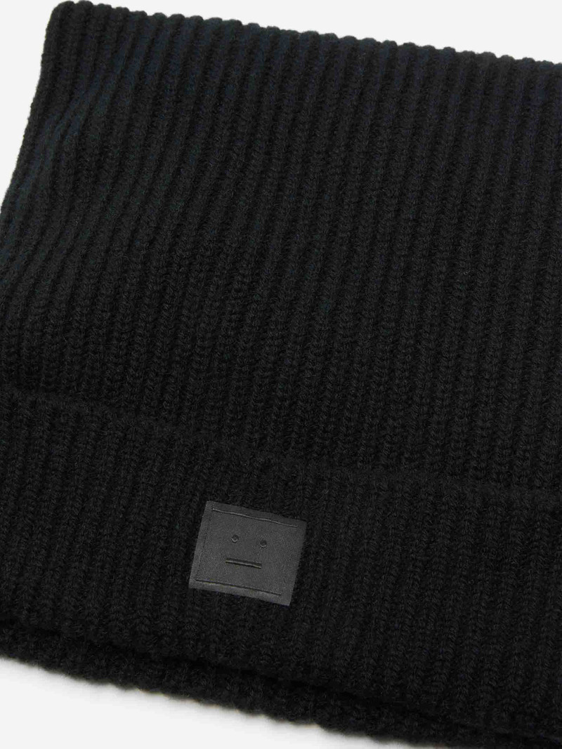 Acne Studios SQUARE WOOL BEANIE outlook