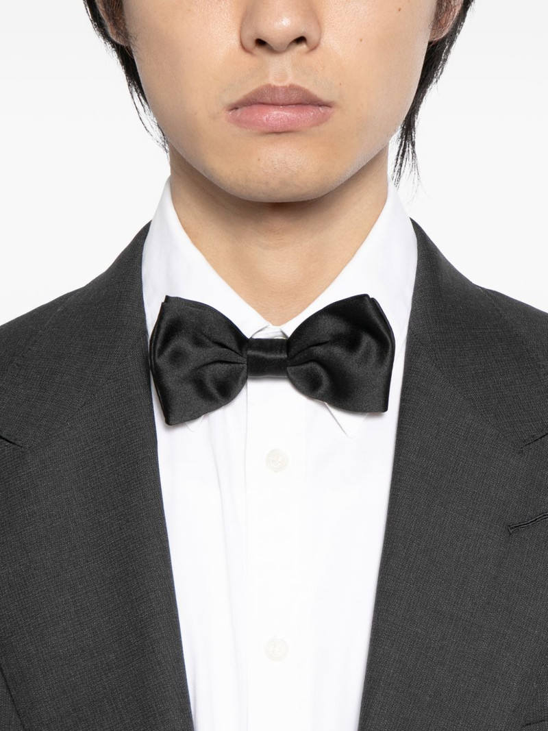 Shelton suit 4
