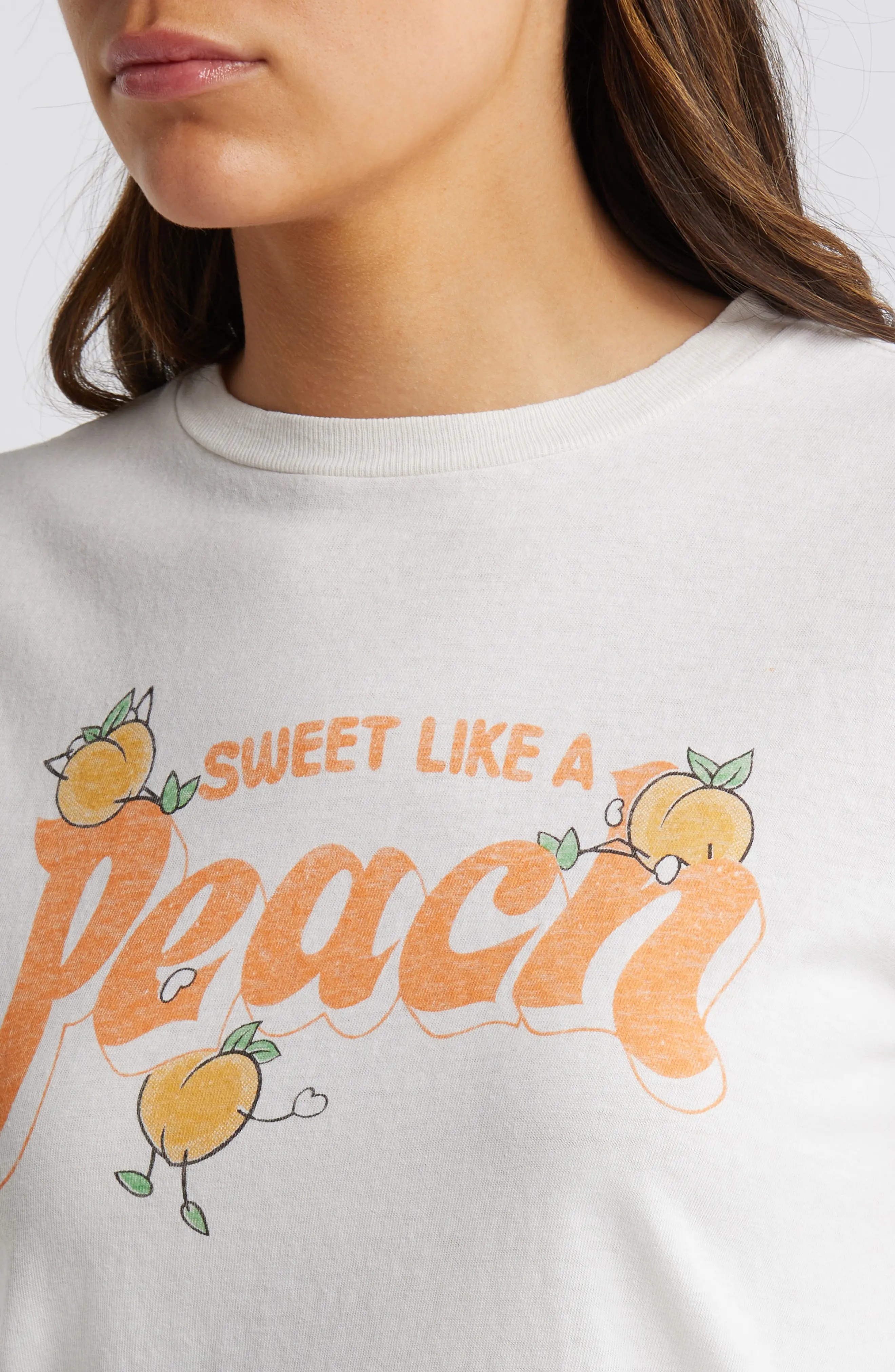 Peach Cotton Graphic T-Shirt - 4