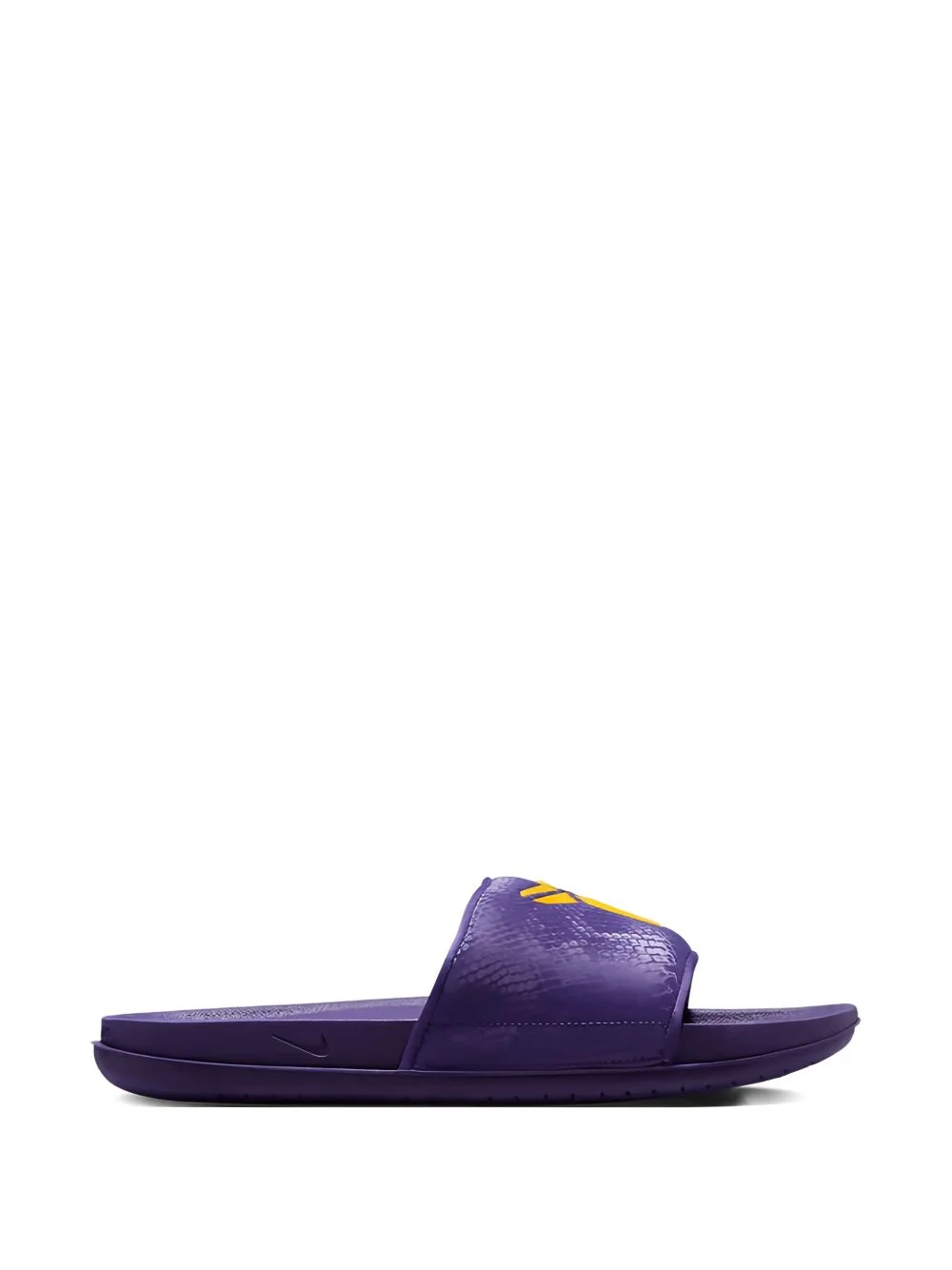 Kobe Offcourt embossed slides - 1