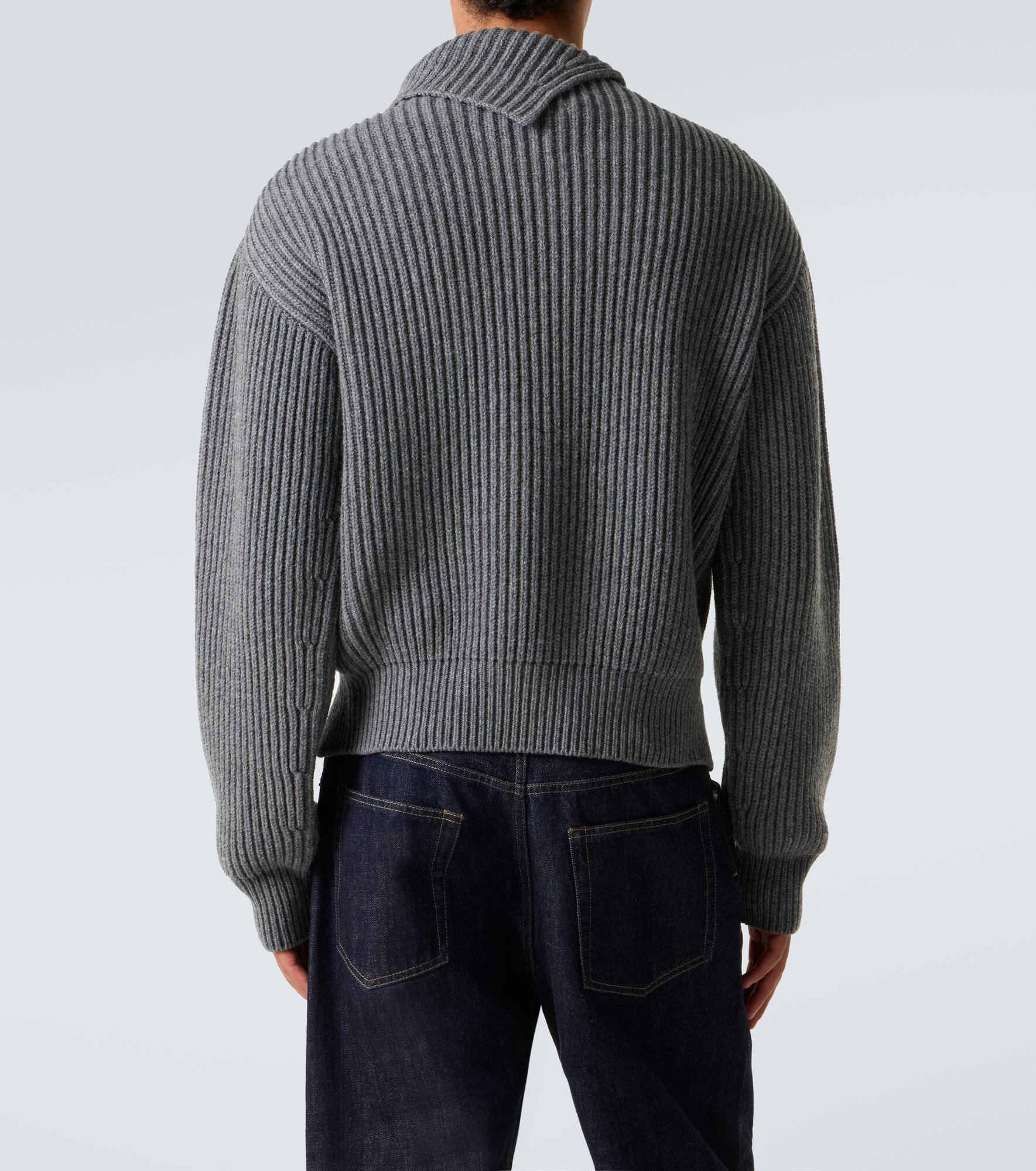 Wool turtleneck sweater - 4