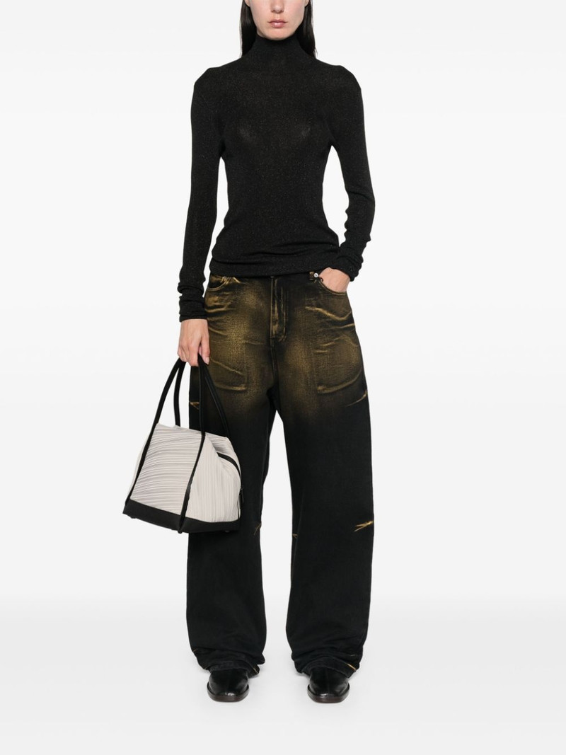032c Equinox sweater outlook