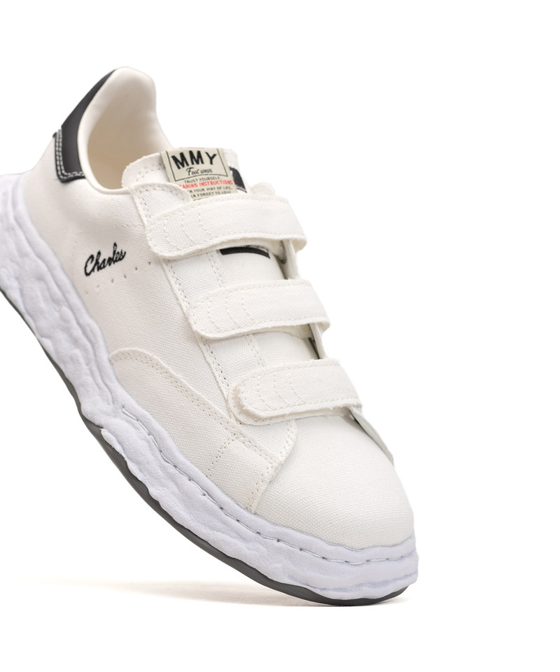 "CHARLES" OG Sole Canvas Low-top Verclo Sneaker 13