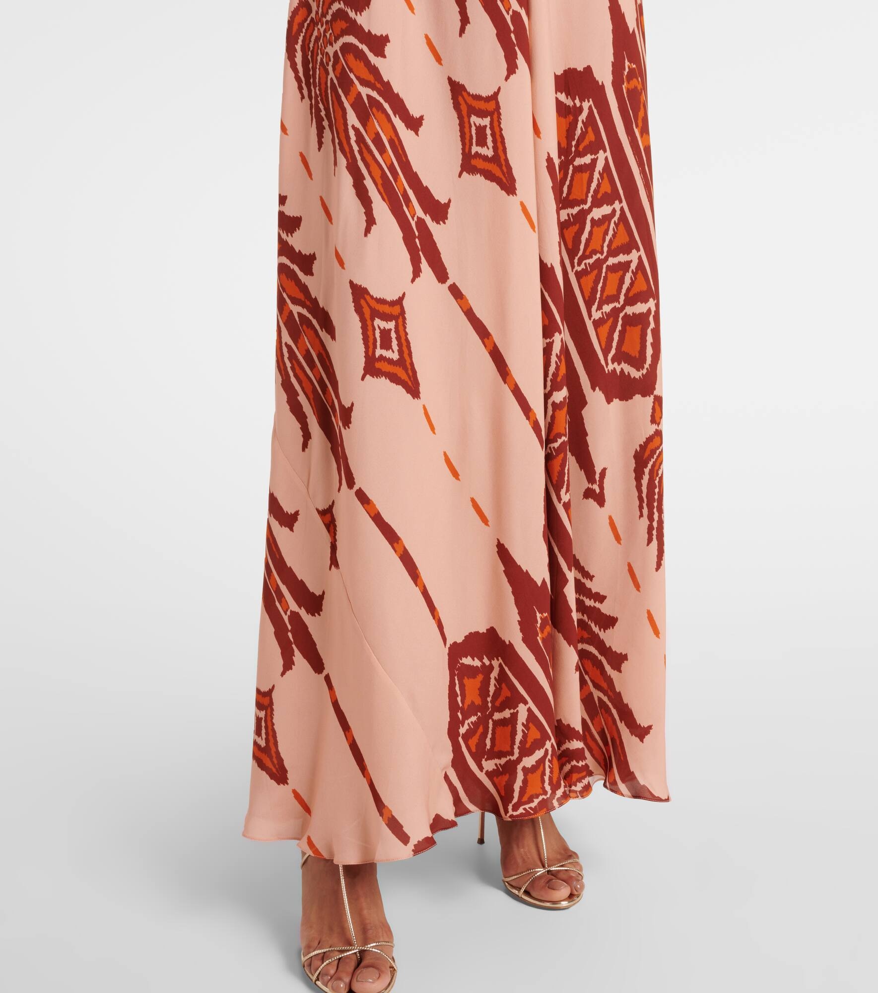 Printed halterneck silk gown - 6