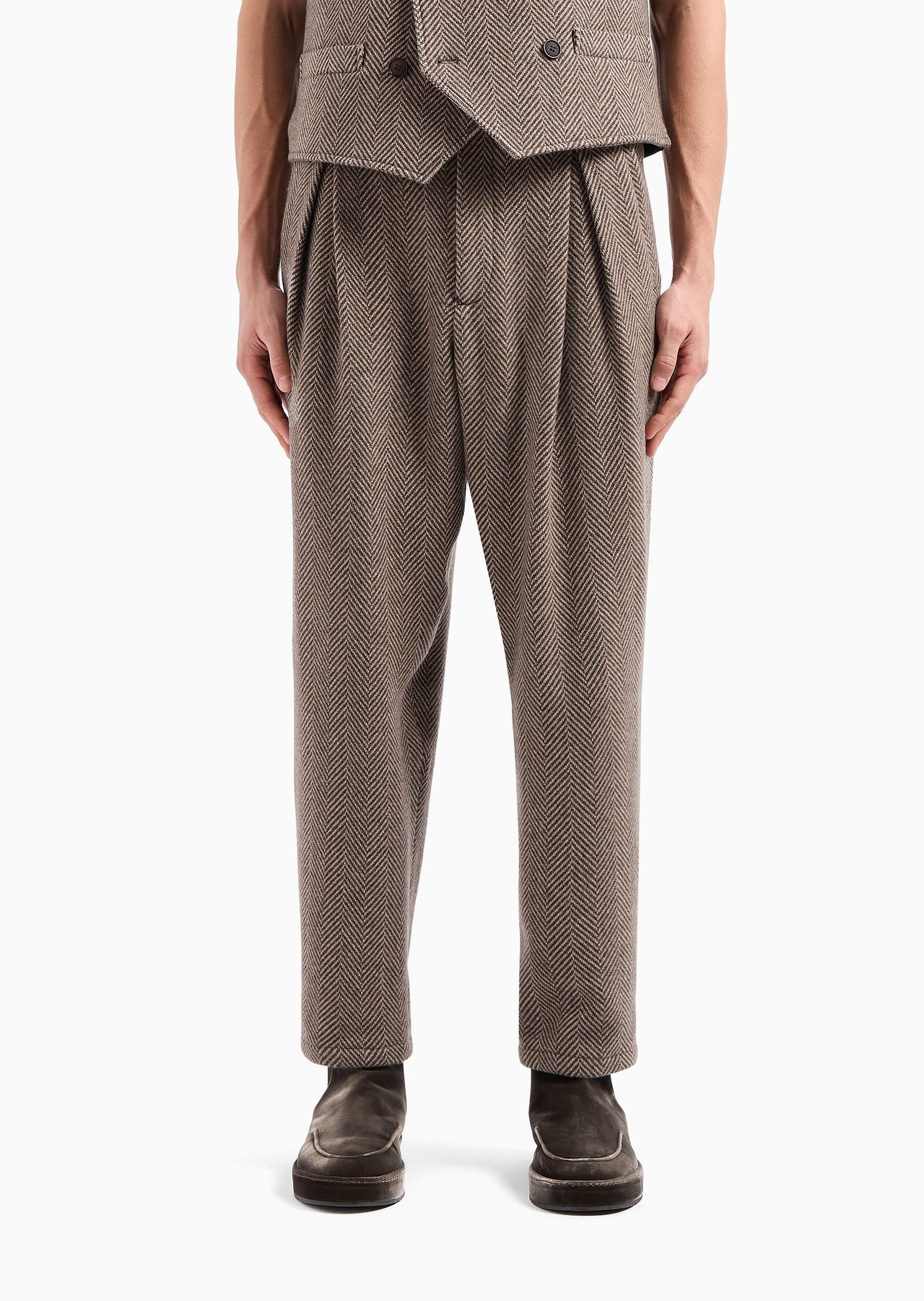One-pleat trousers in a jacquard cashmere blend cloth - 2
