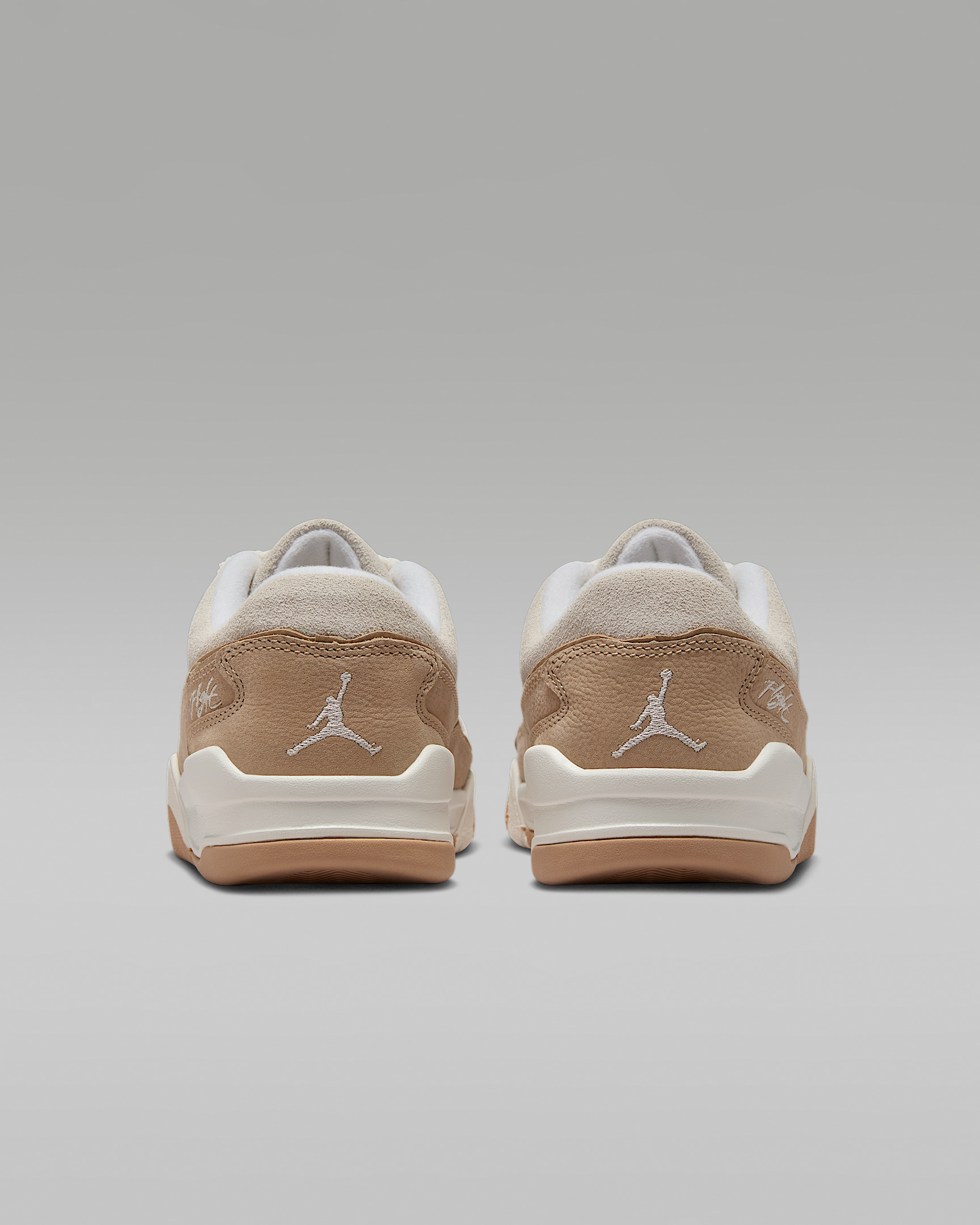 Jordan Flight Court SE Women's Shoes - 6