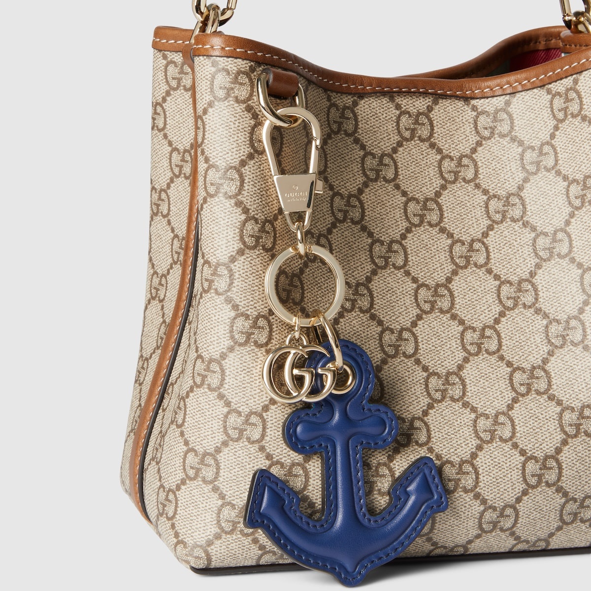 Keychain with anchor detail - 5