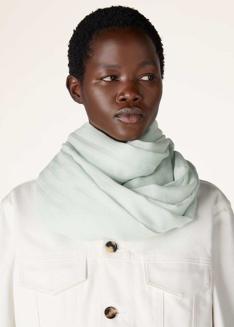 Loro Piana Maxi Crest Stole outlook