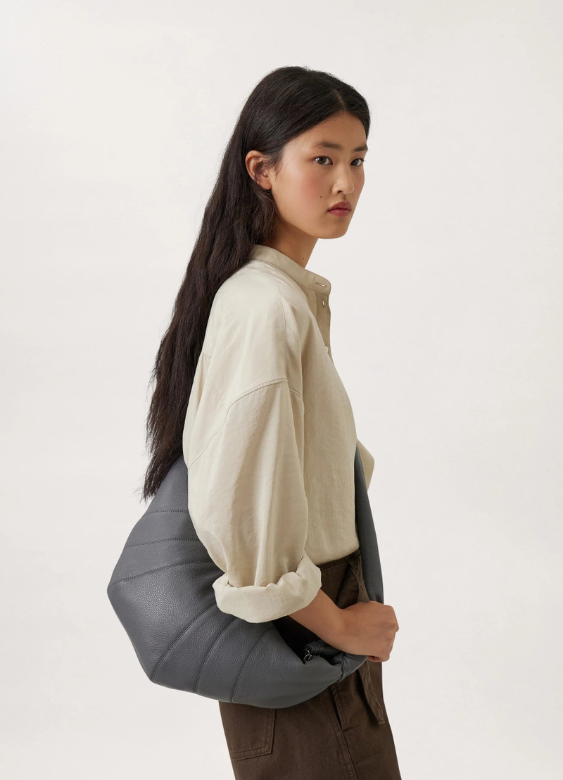 MEDIUM CROISSANT BAG
SOFT GRAINED LEATHER 6