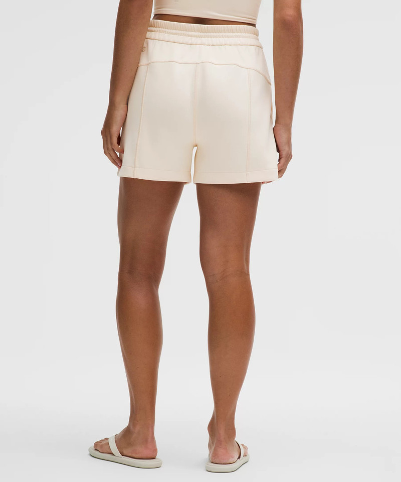 Softstreme High-Rise Short 4" 3