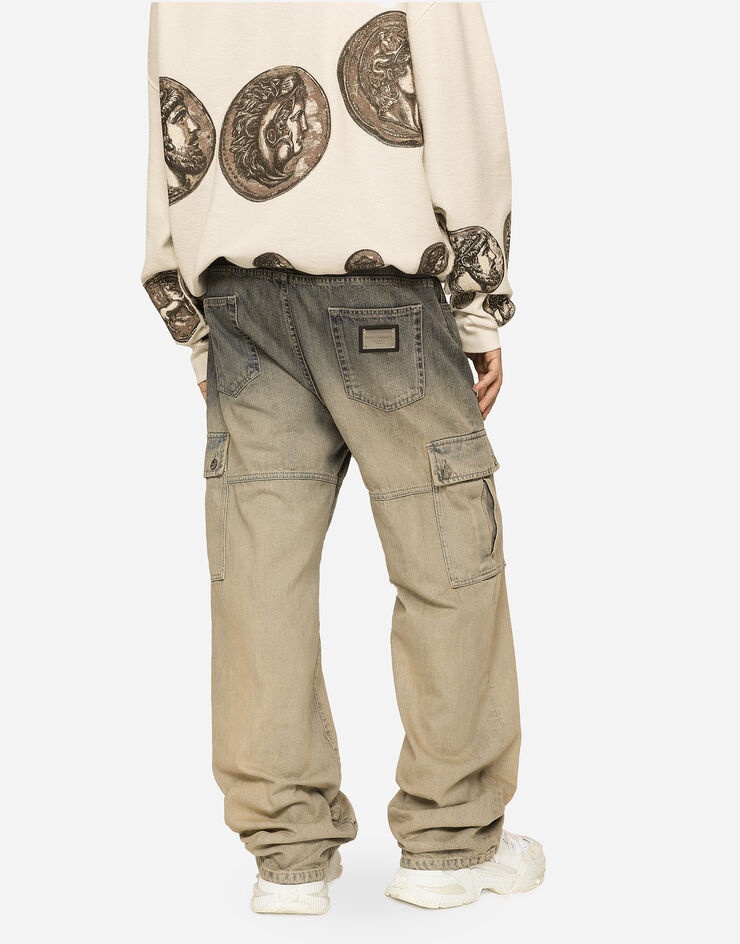 Overdyed dégradé denim cargo jeans - 5