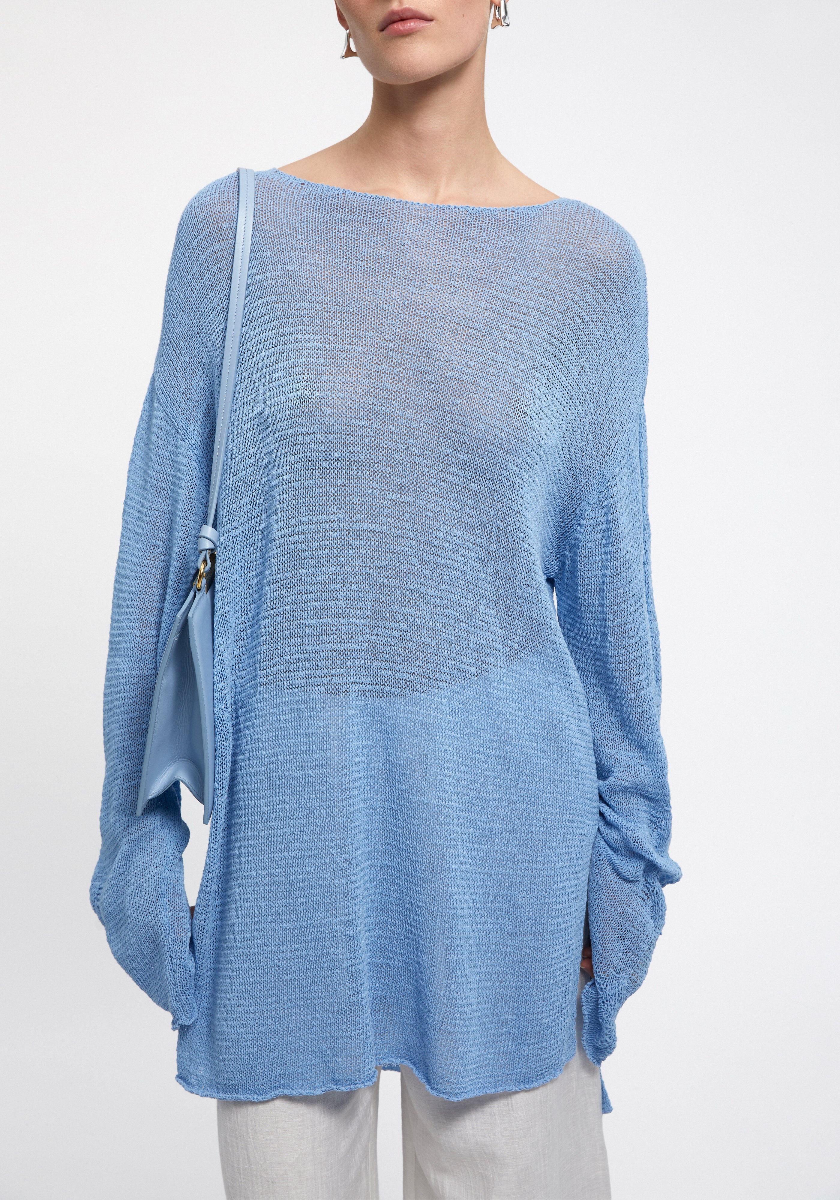 TRISH
Elongated cable knit sweater - 2