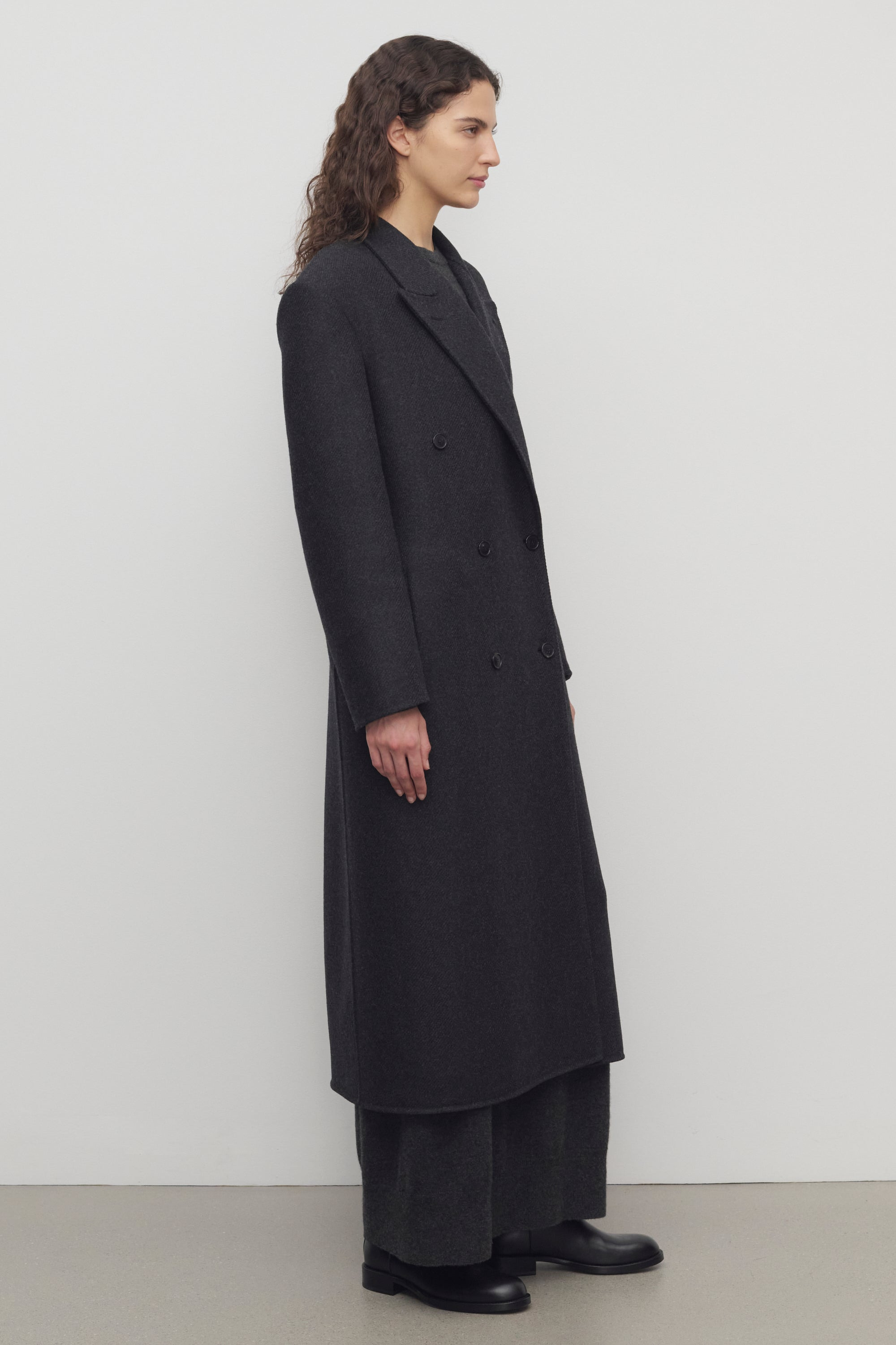 Hariet Coat in Virgin Wool and Cashmere - 4
