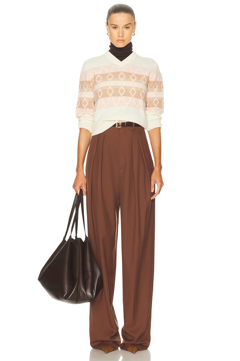 Long Sleeve V-neck Sweater - 4