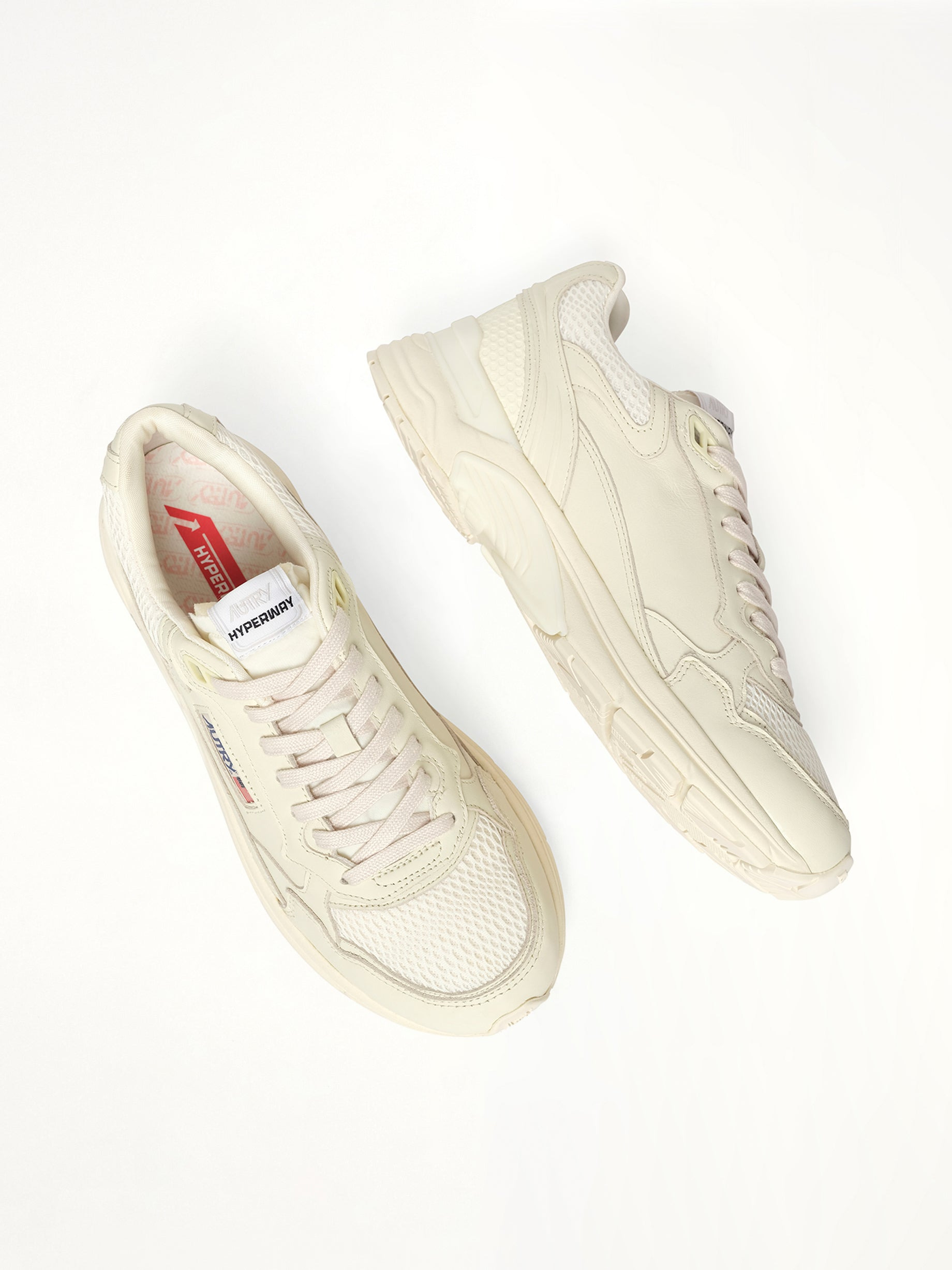 Hyperway Low Sneaker in White/White - 4