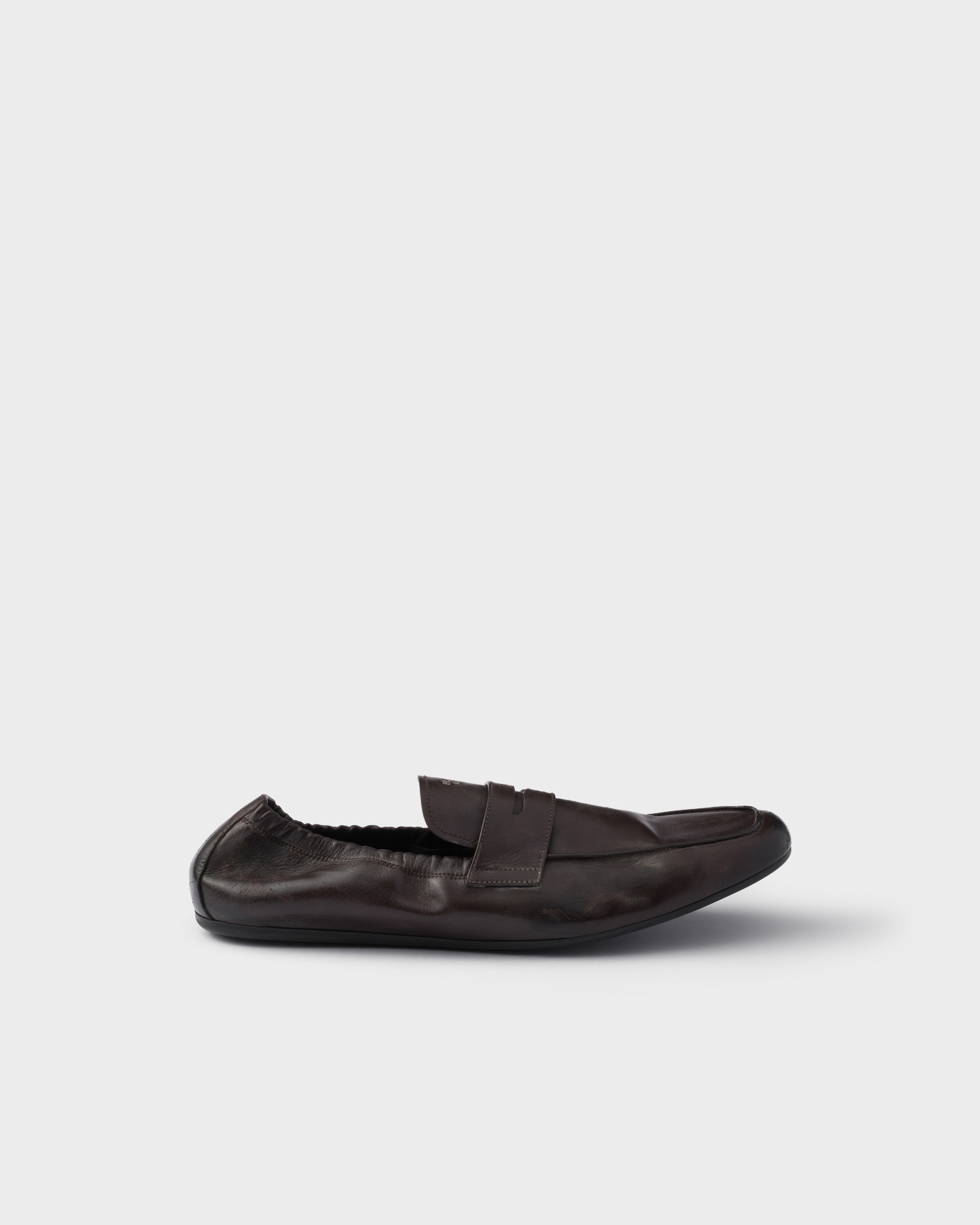 Shuffle antiqued leather loafers - 2