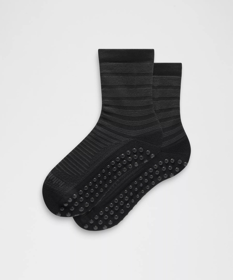 Find Your Balance Grip Socks *Mesh 1