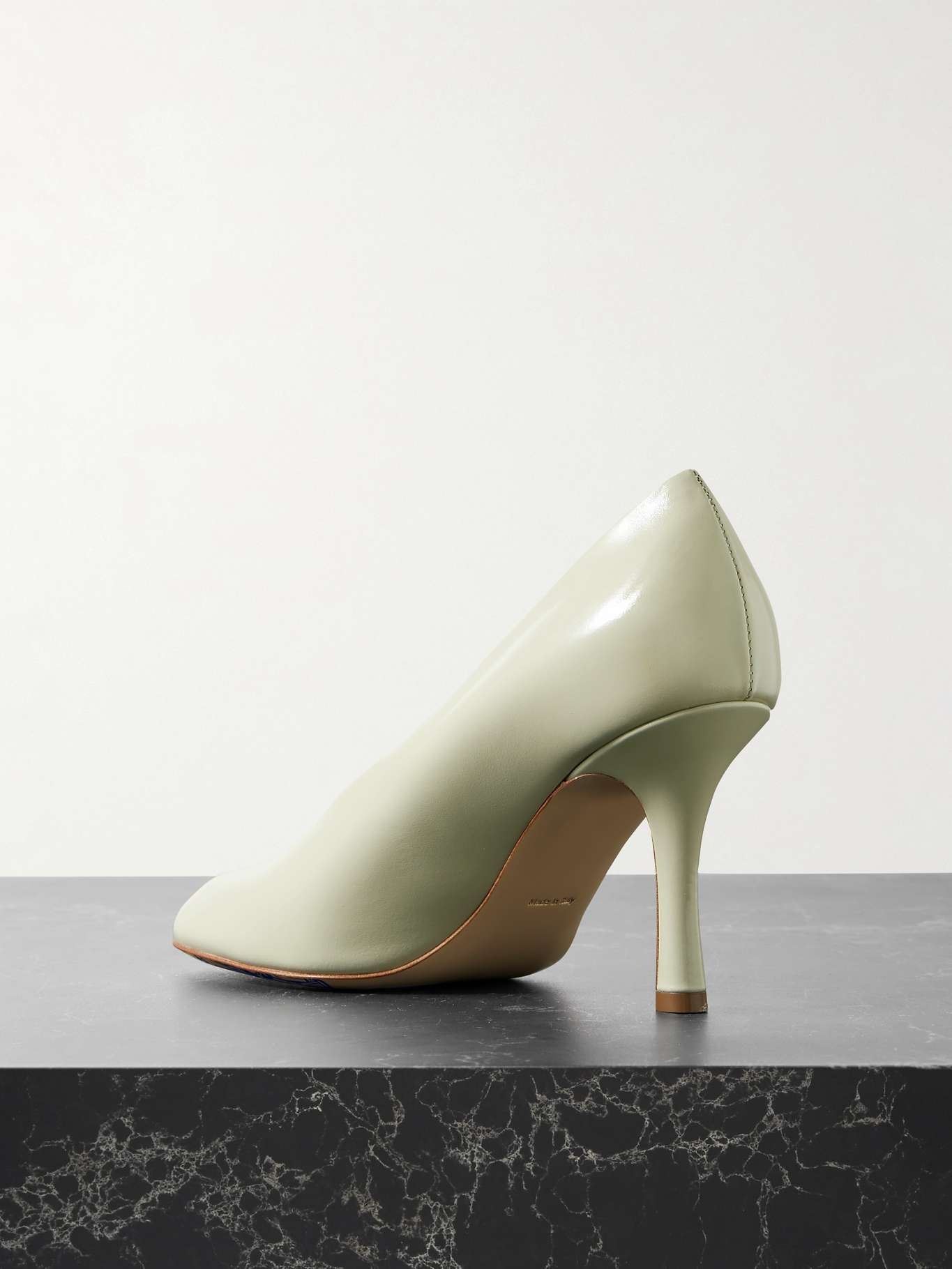 Glossed-leather pumps - 3