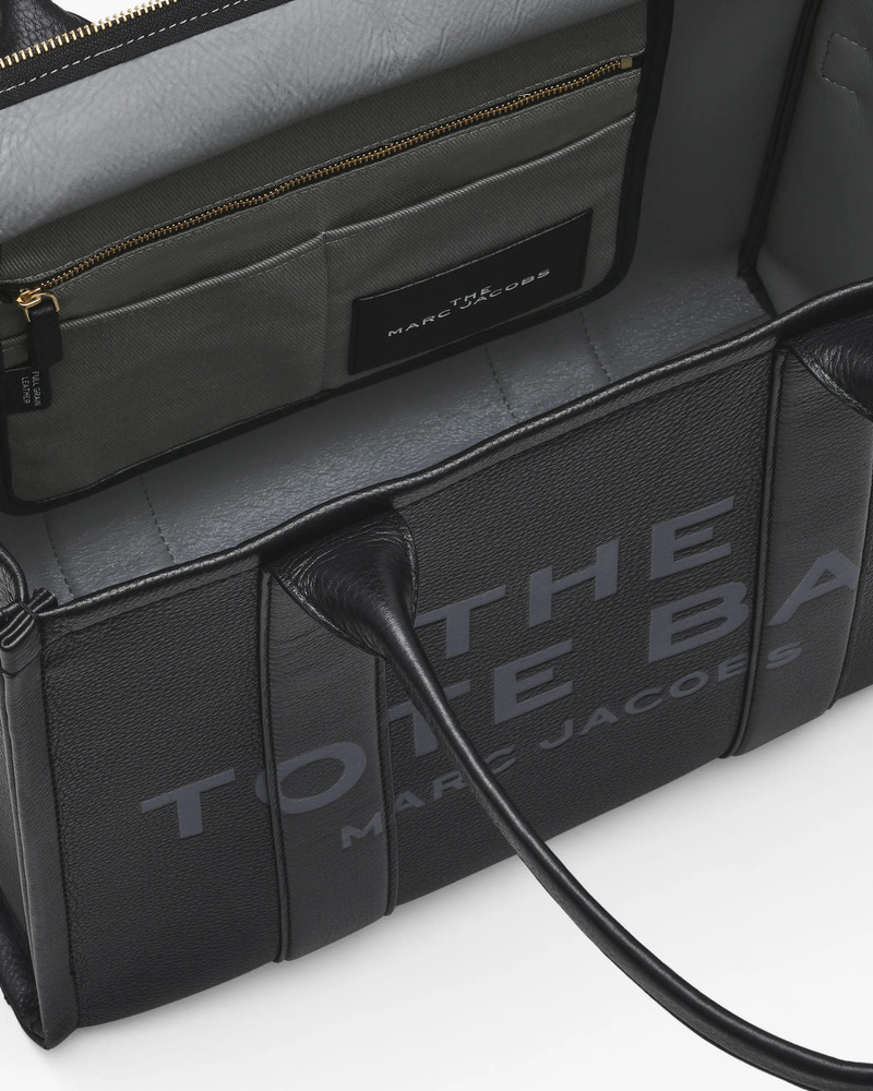 THE LEATHER LARGE TOTE BAG 7