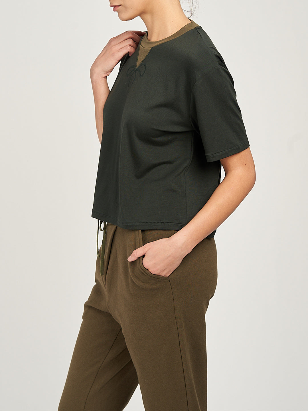 DOMINIQUE TEE - 3