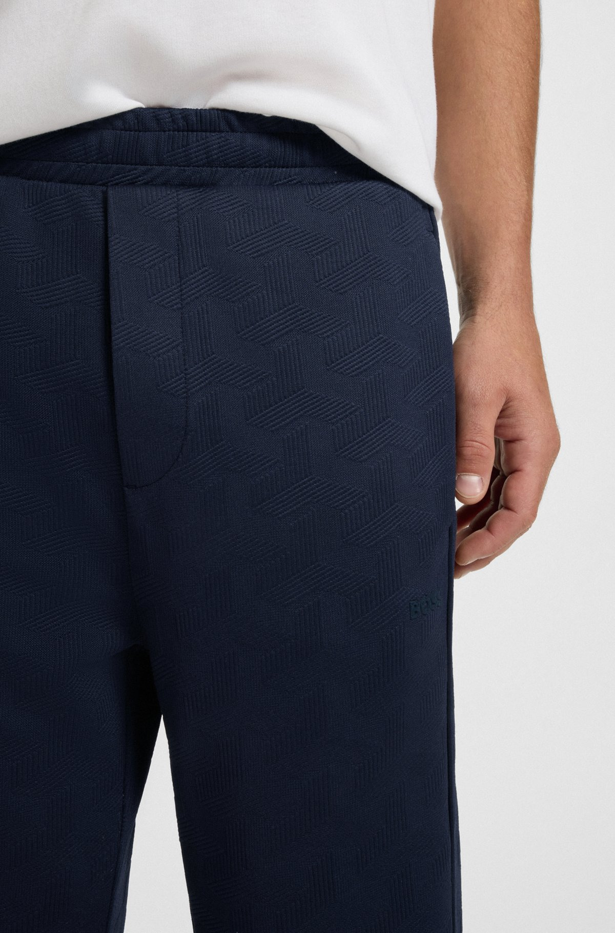 REGULAR-FIT TRACKSUIT BOTTOMS WITH QUILTED JACQUARD - 3