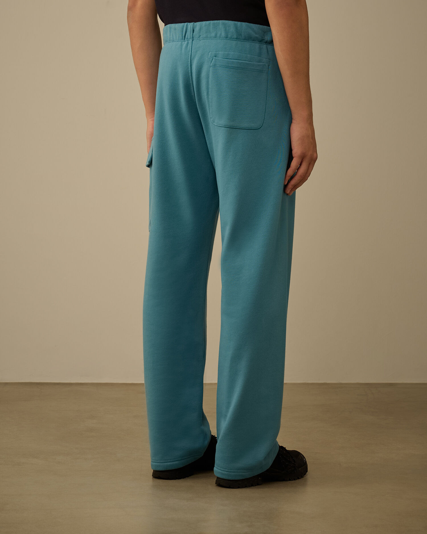 Diagonal Raised Fleece Cargo Lens Sweatpants - 4