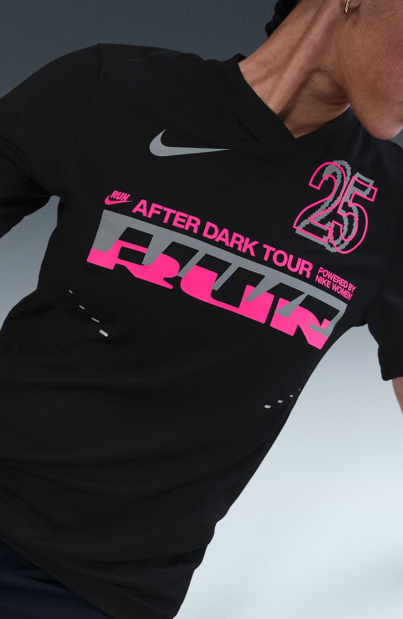 Nike Dri-FIT Reflective Graphic Running T-Shirt in Black/Hyper Pink at Nordstrom - 5
