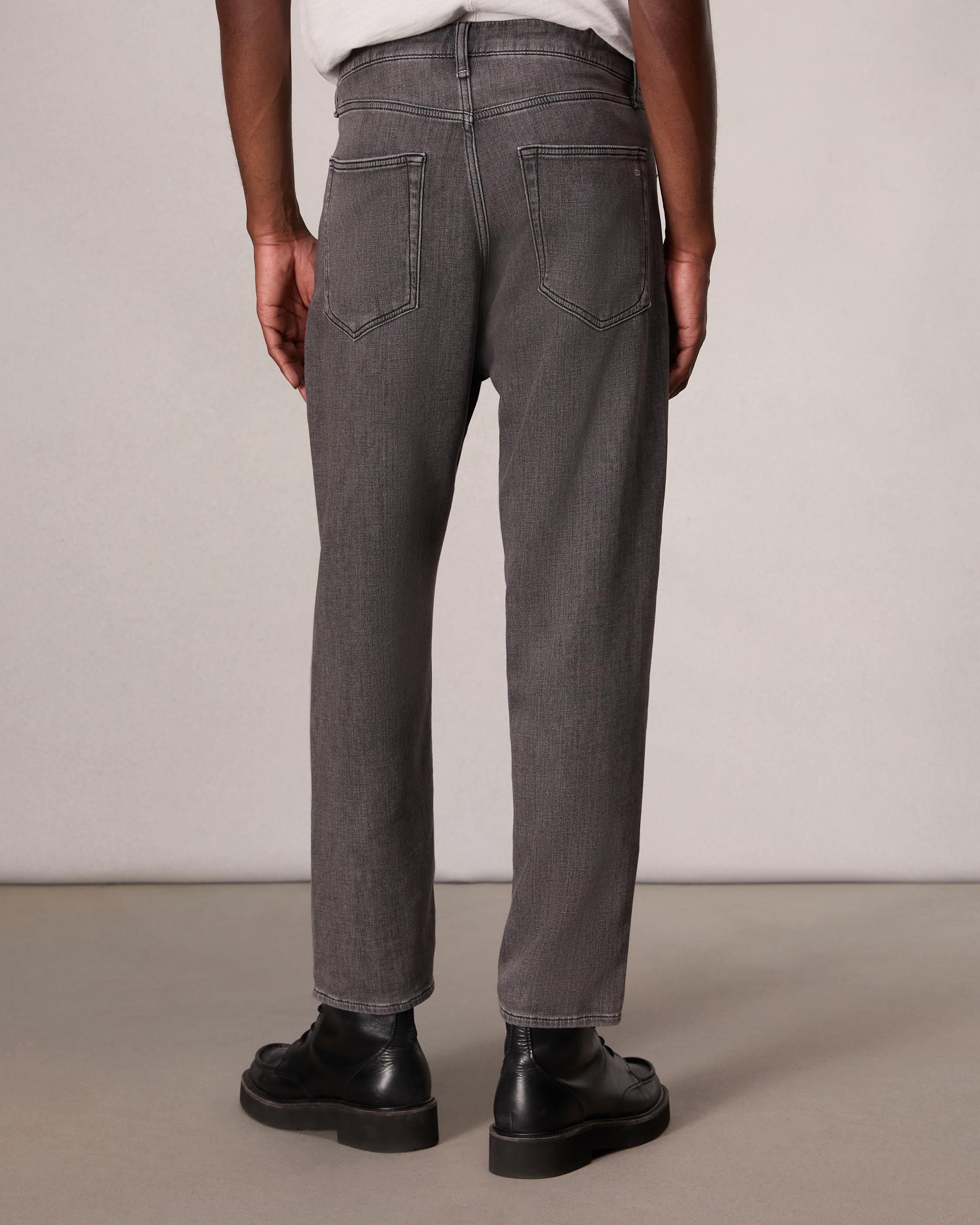 rbTAPER Fit Jean
rbSTRIDE Denim - 4