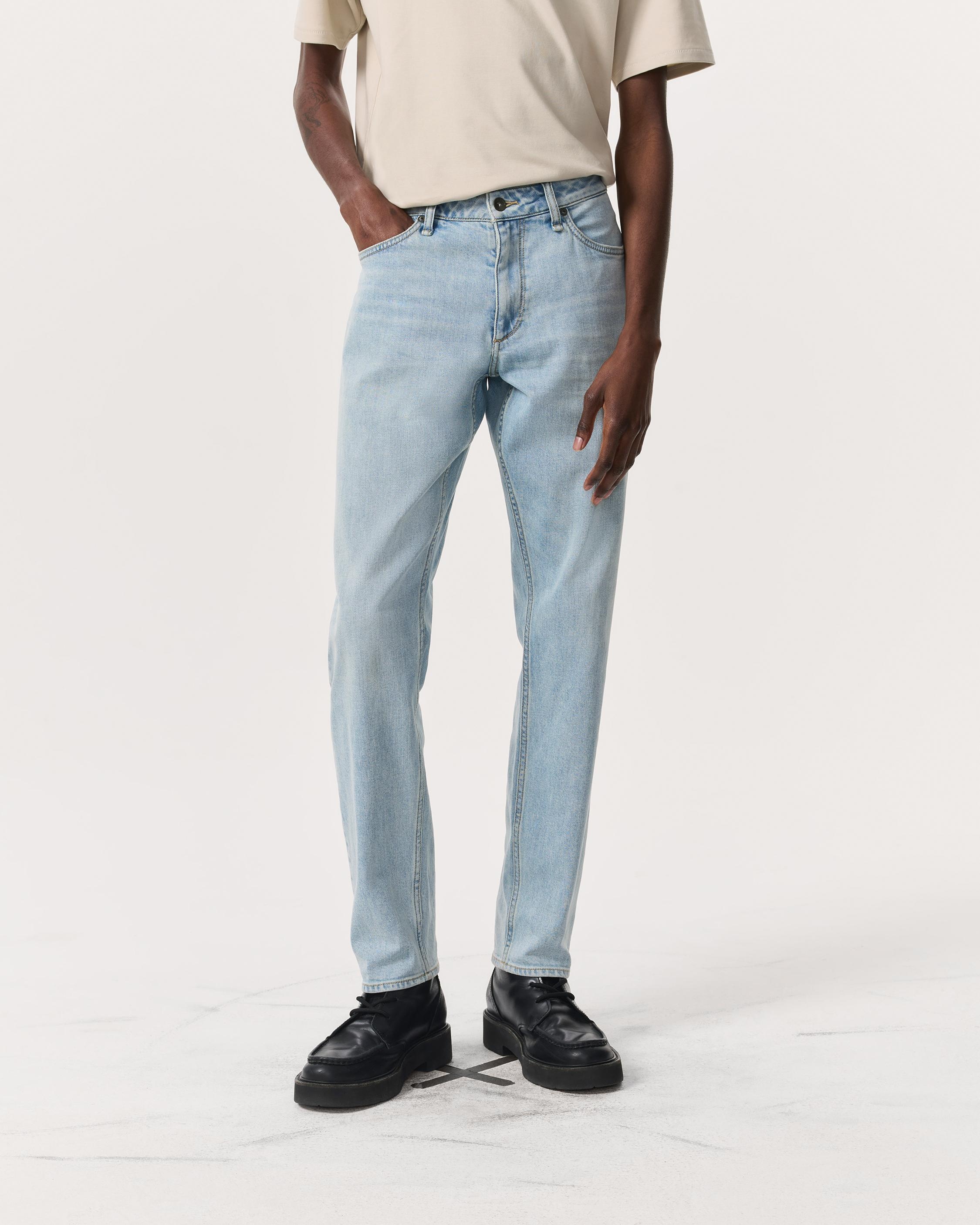 Fit 3 Athletic Fit Jeans
Authentic Stretch Denim - 3
