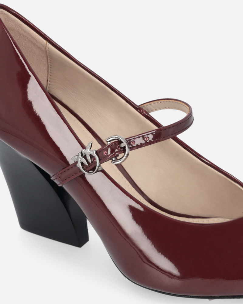 SHINY PUMPS 4
