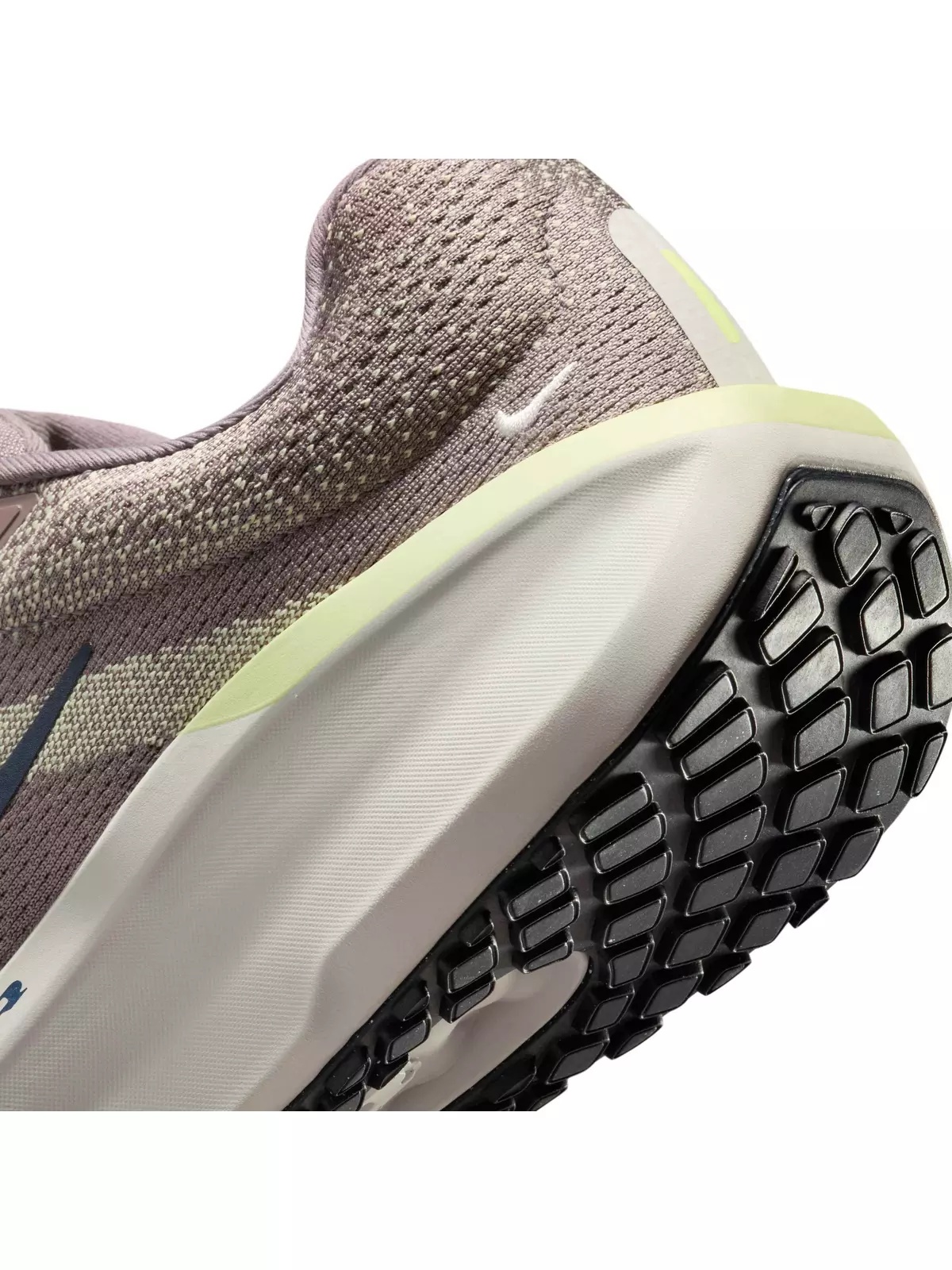 Winflo 11 "Taupe Grey/Vast Grey/Barely Volt/Obsidian" Men's Running Shoe - 8