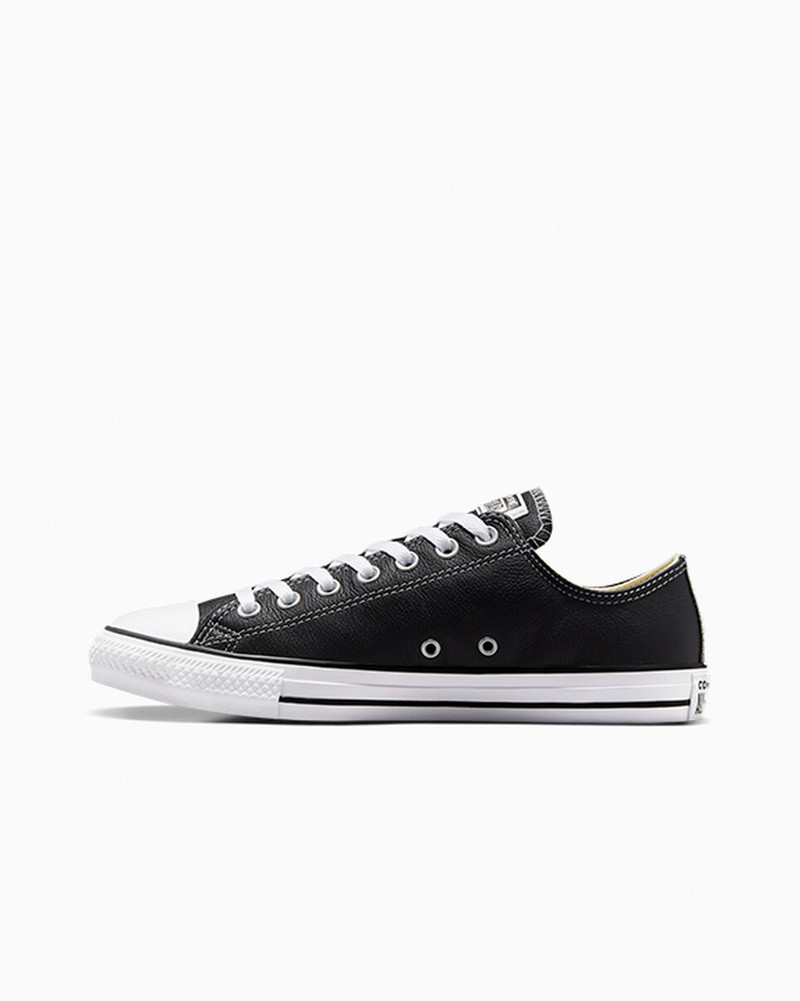 Converse Chuck Taylor All Star Leather outlook