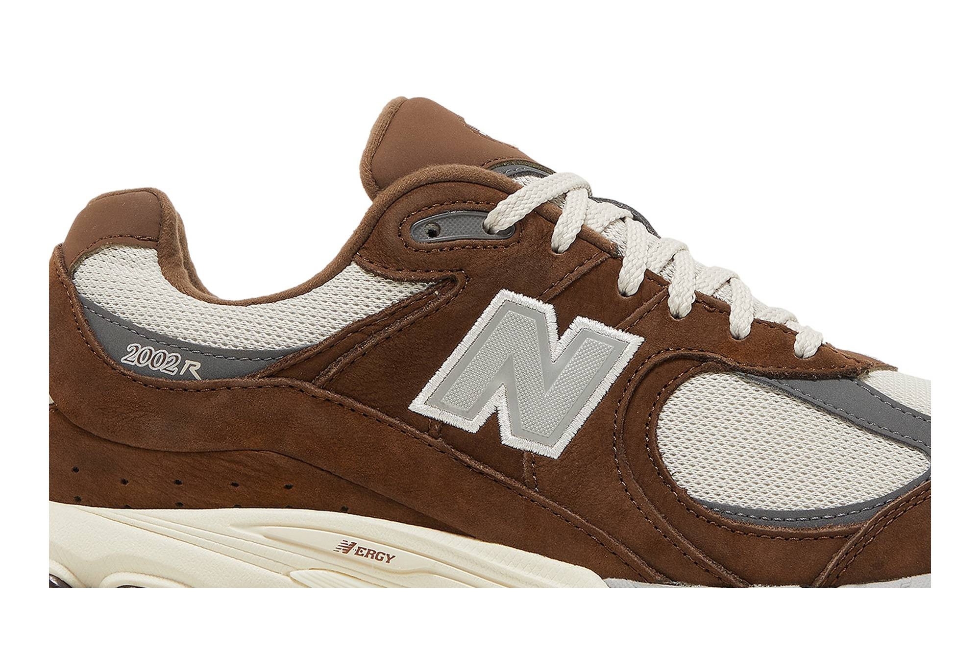 2002R 'Brown Beige' - 2