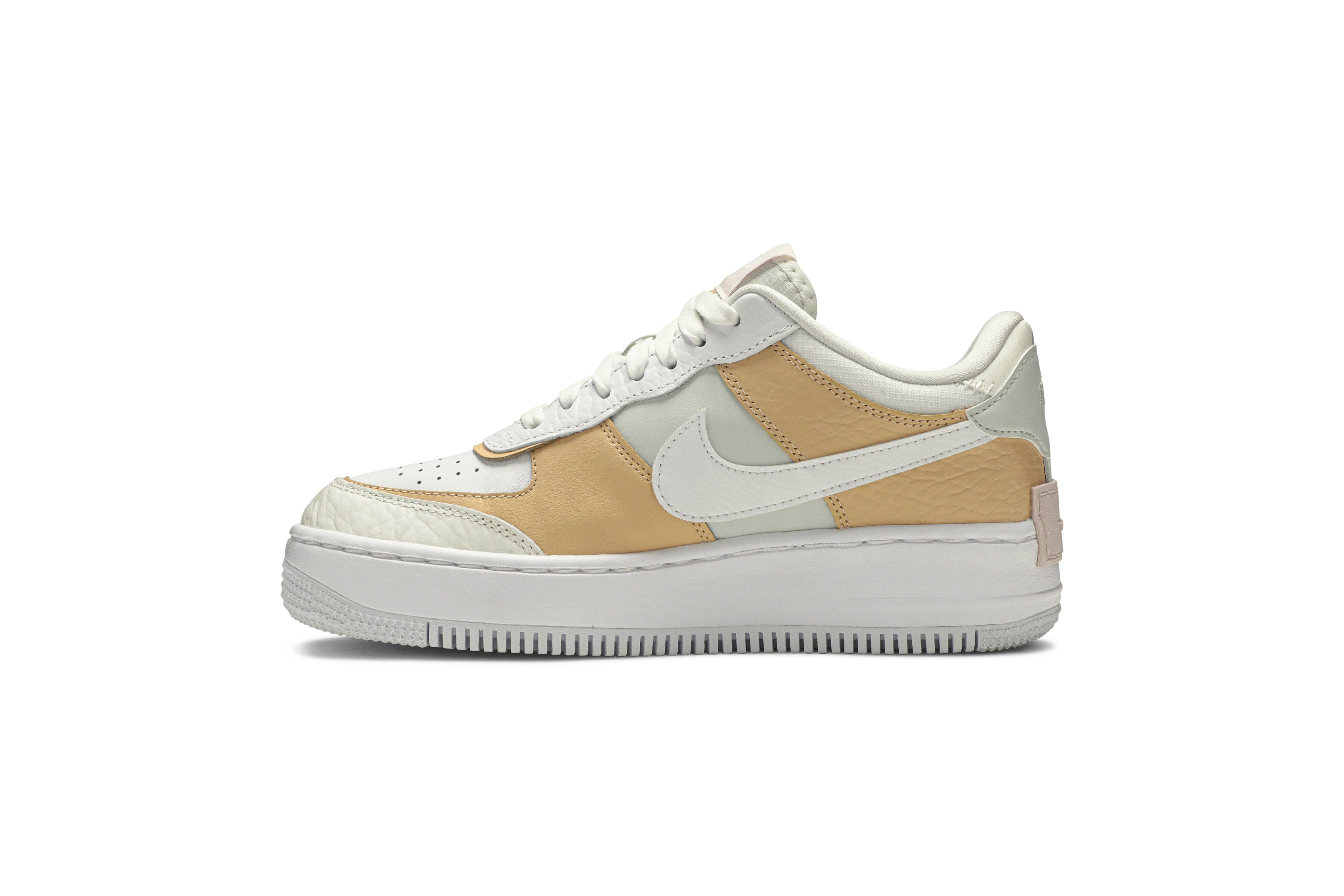 Wmns Air Force 1 Shadow SE 'Spruce Aura' - 3