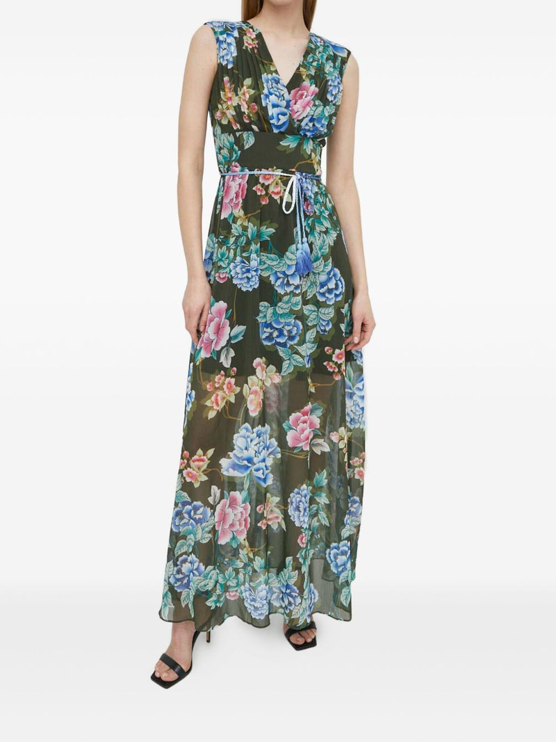 GUESS USA pleated floral dress outlook