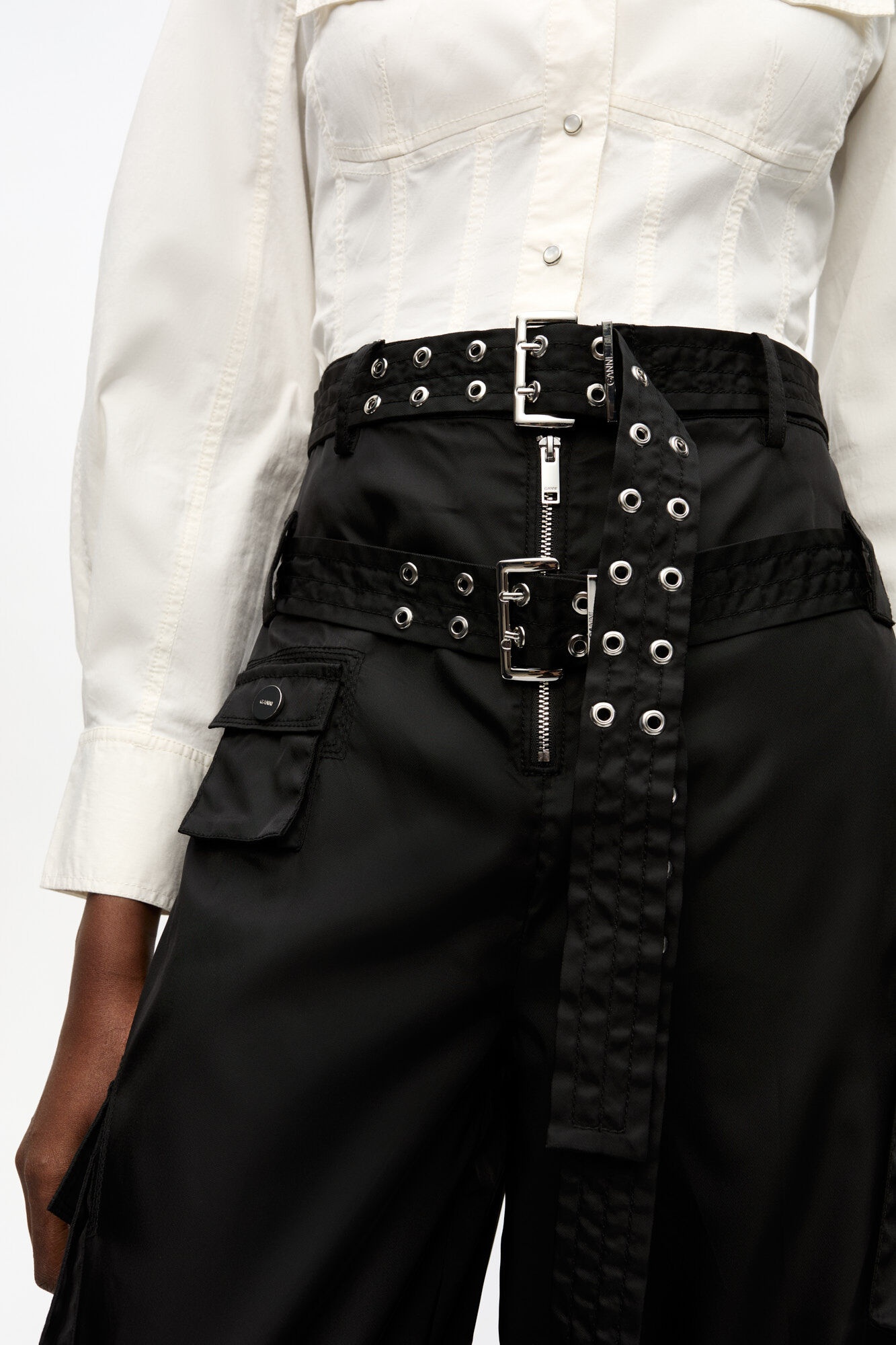BLACK DUCHESSE NYLON POCKET PANTS - 5